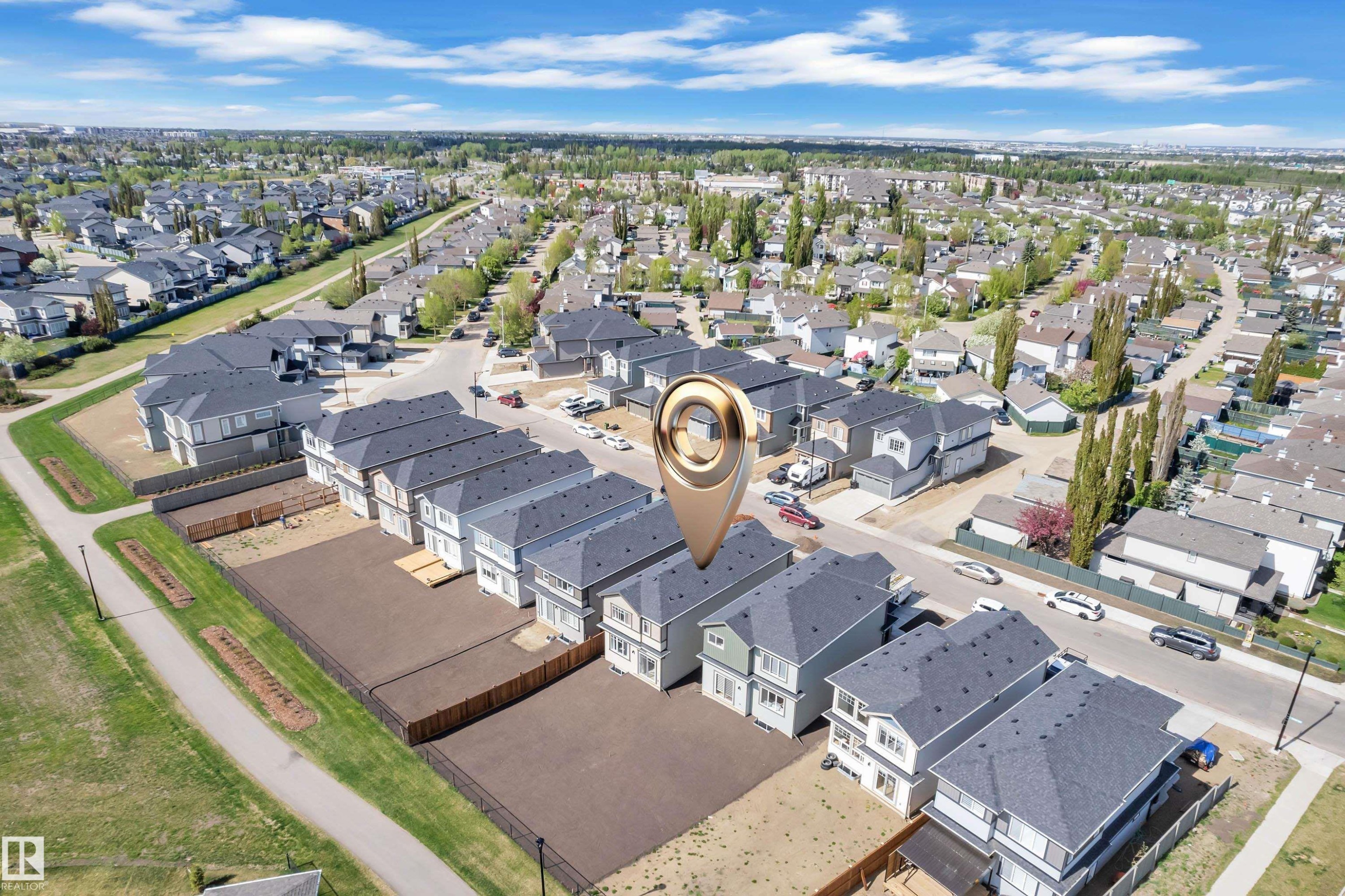 1538 Grant Way Nw, Edmonton, AB - Outdoor With View