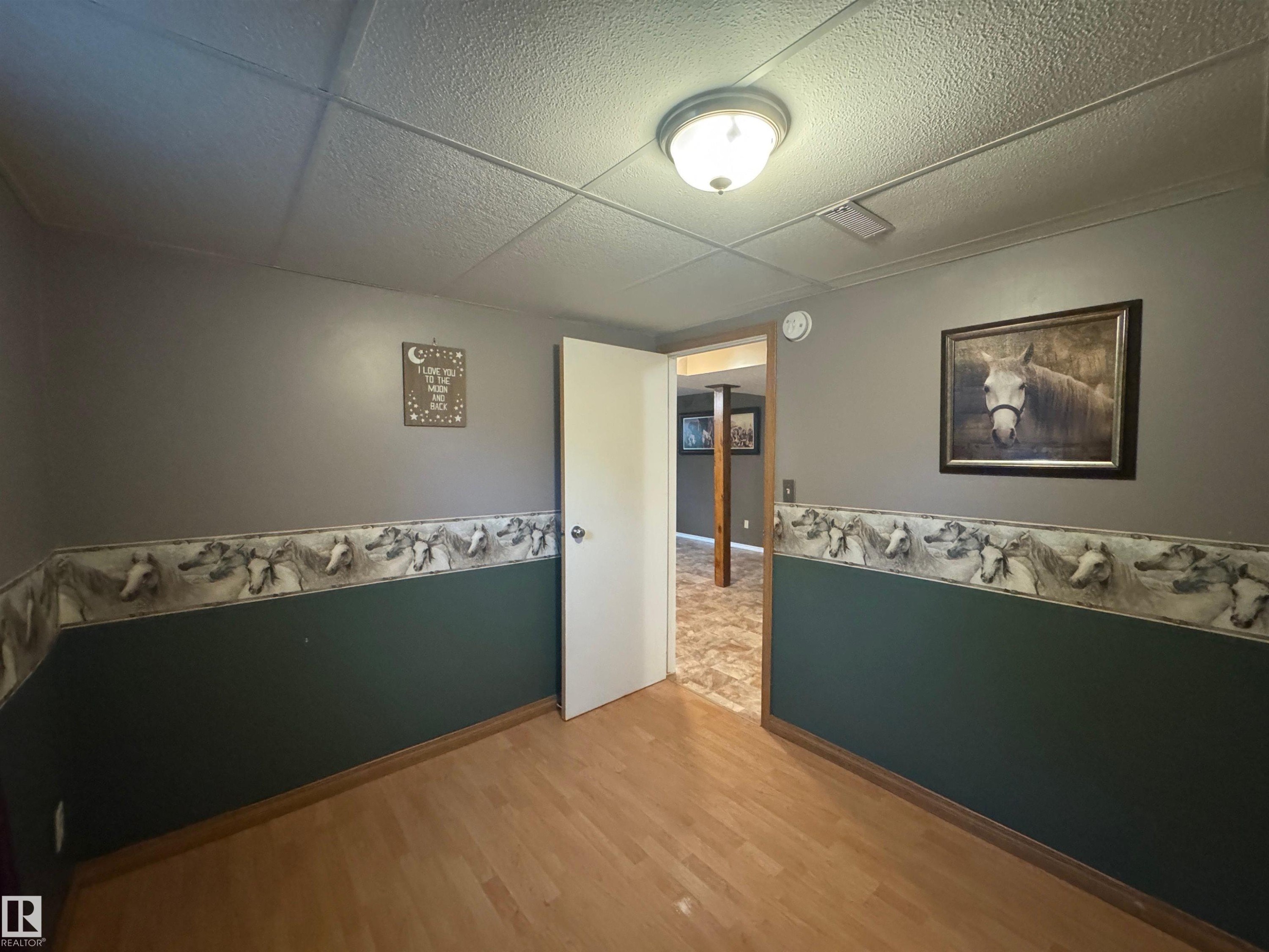59416 Rng Rd 94, Rural St. Paul County, AB - Indoor Photo Showing Other Room