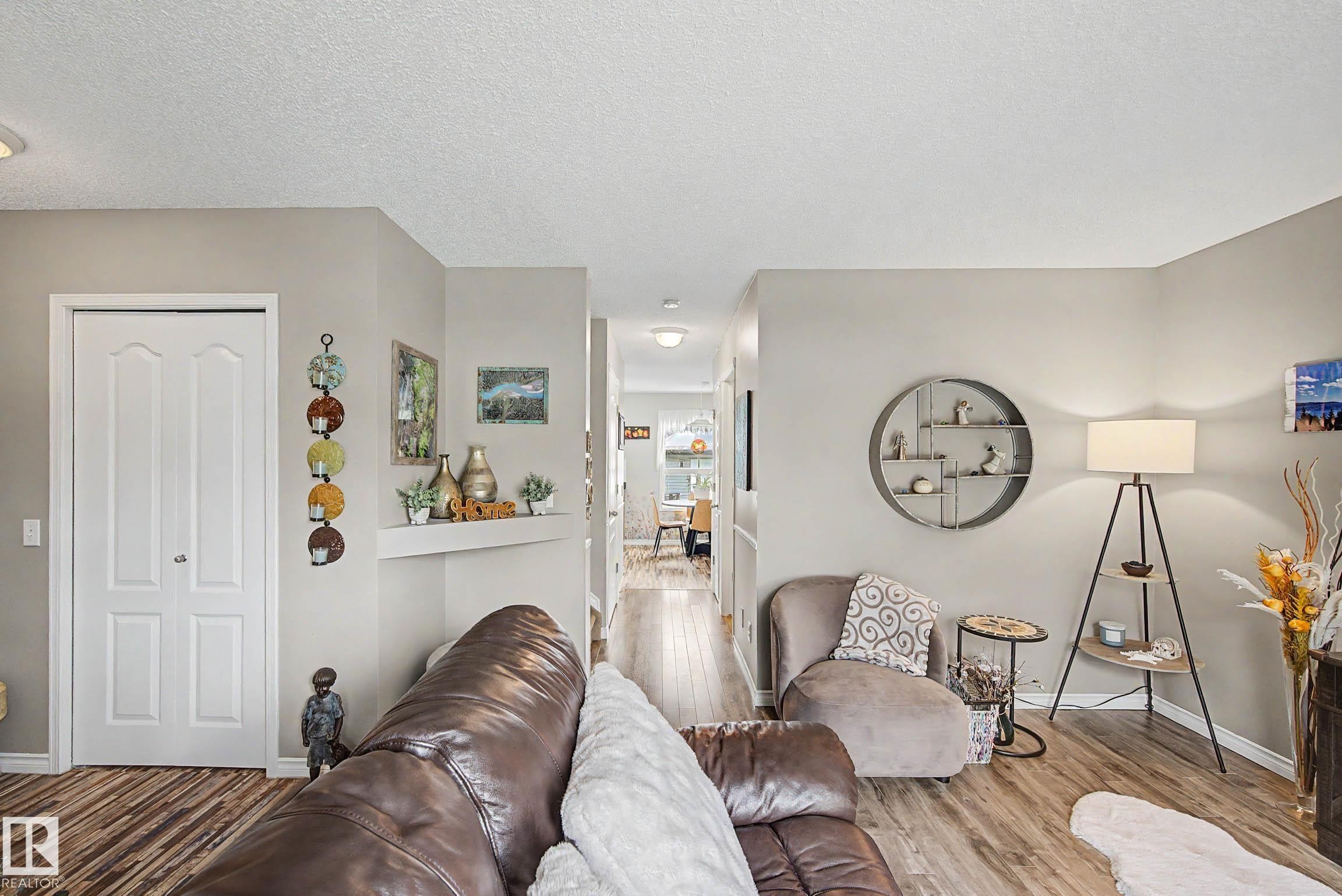 16114 43 Street, Edmonton, AB