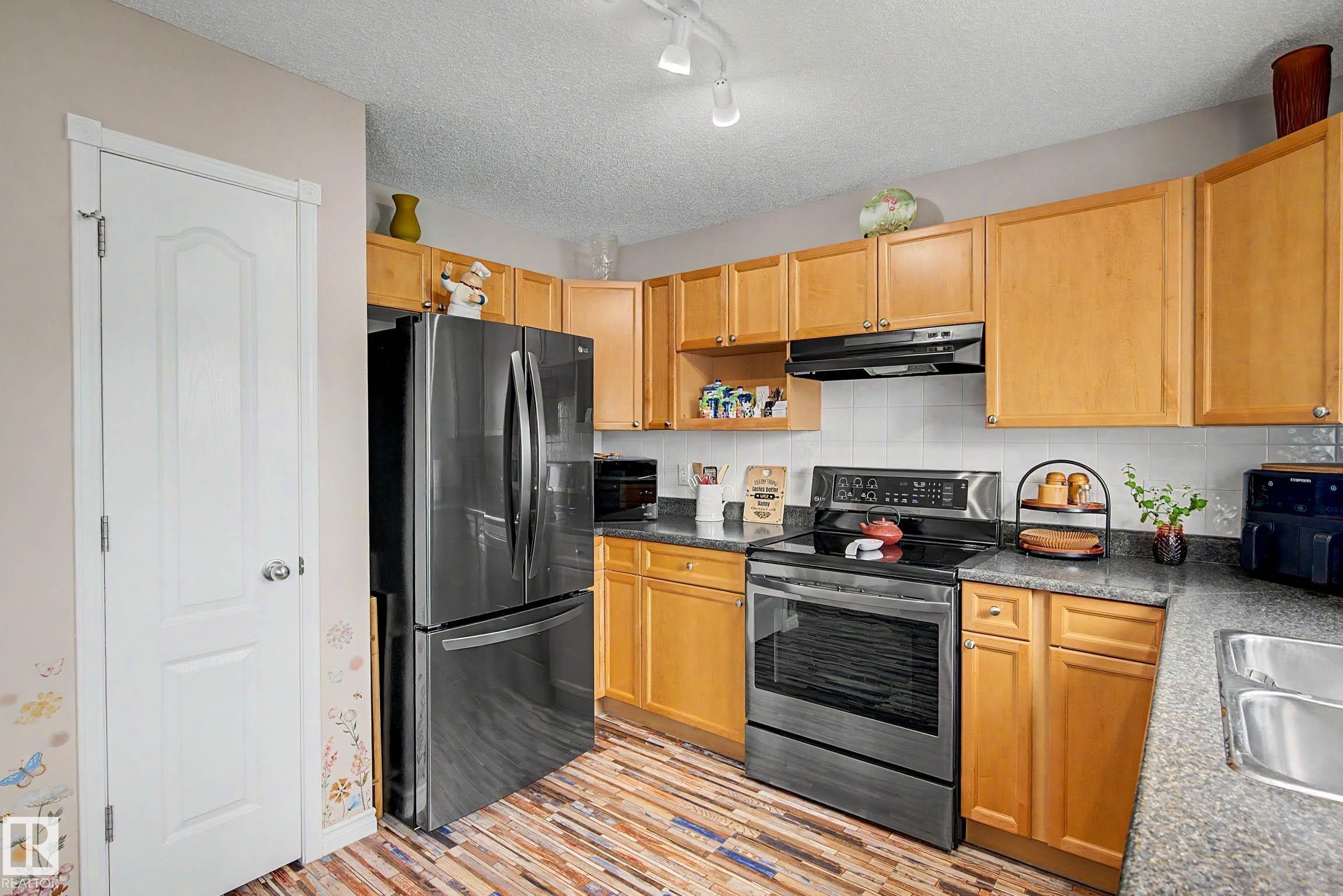 16114 43 Street, Edmonton, AB