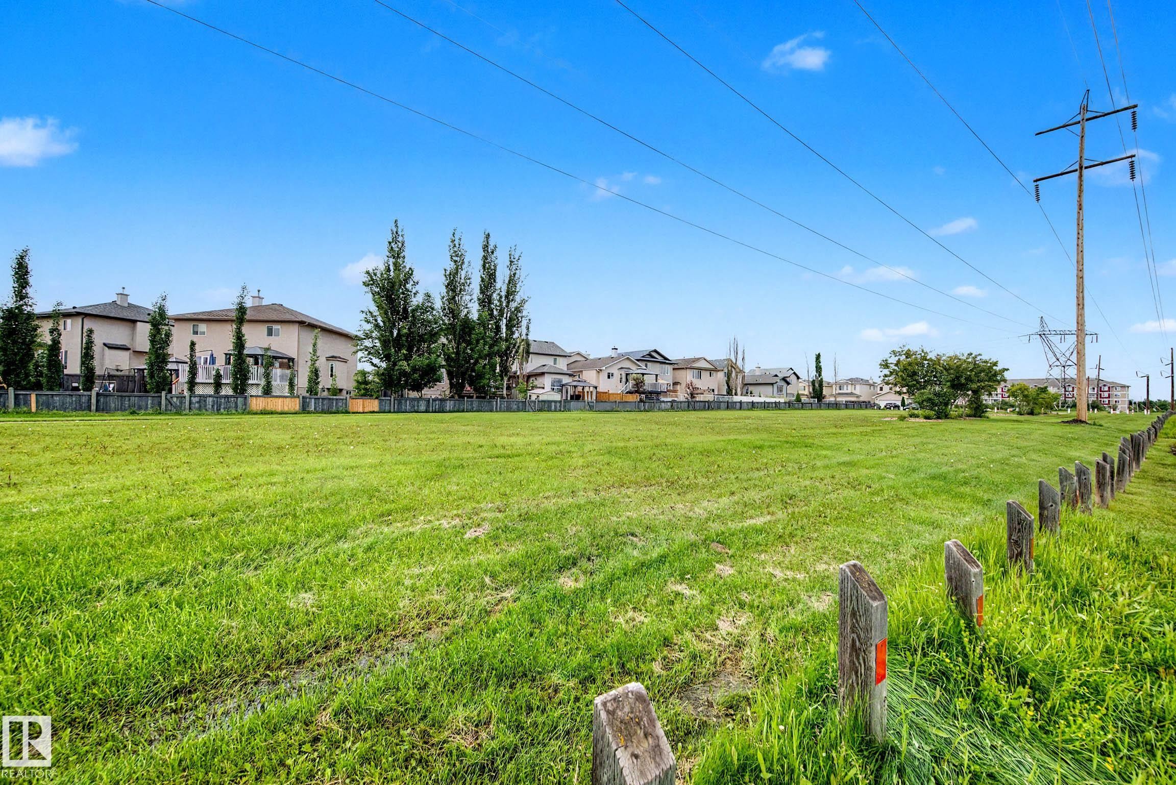 16114 43 Street, Edmonton, AB