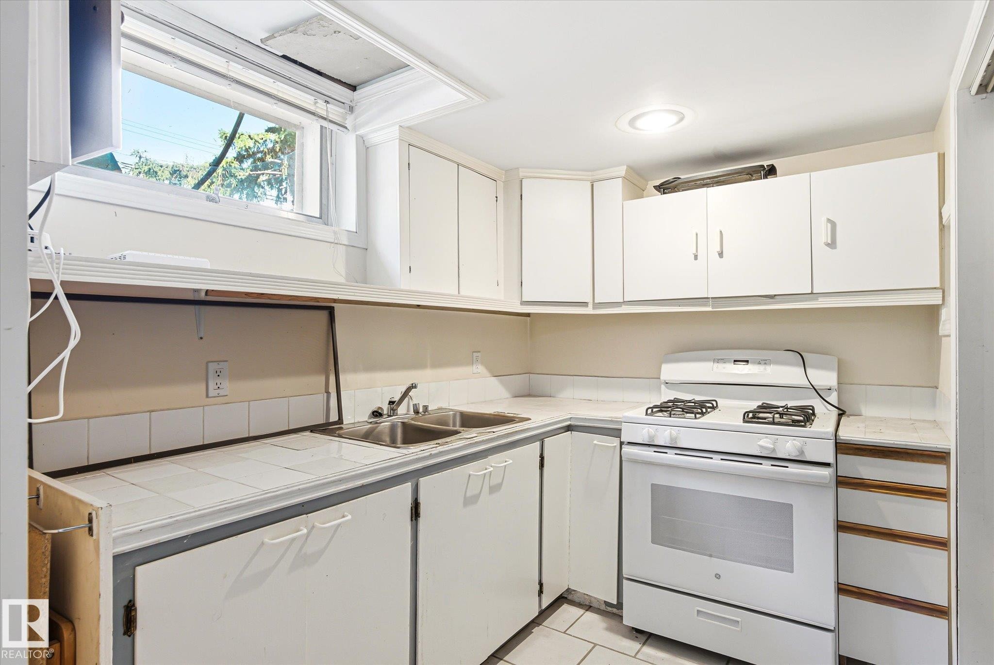 13104 132 Street, Edmonton, AB