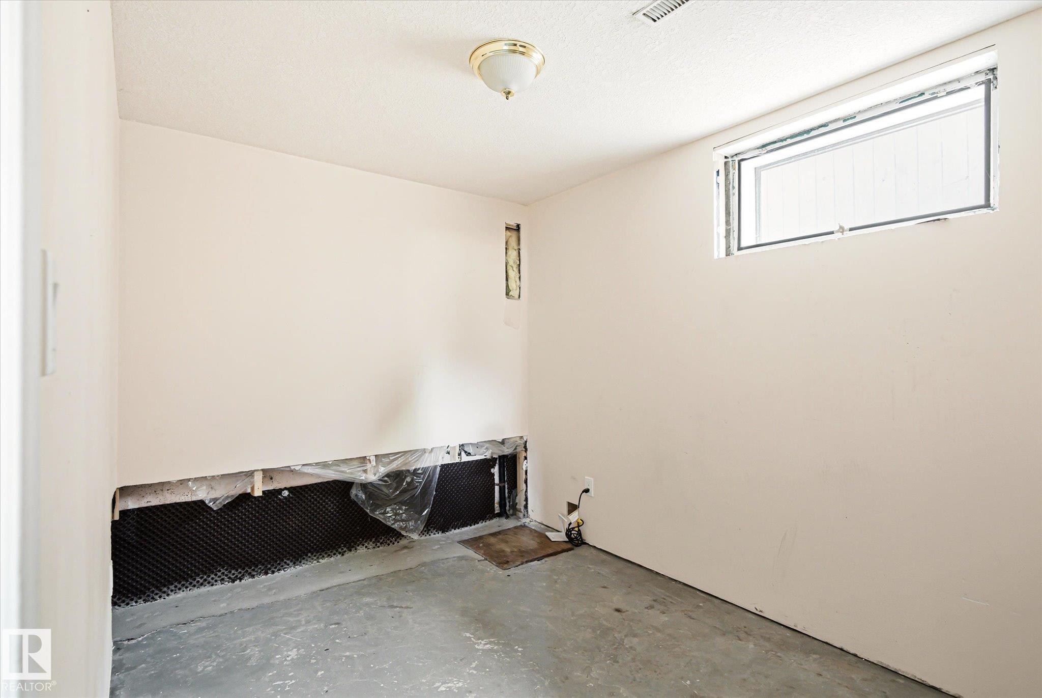 13104 132 Street, Edmonton, AB