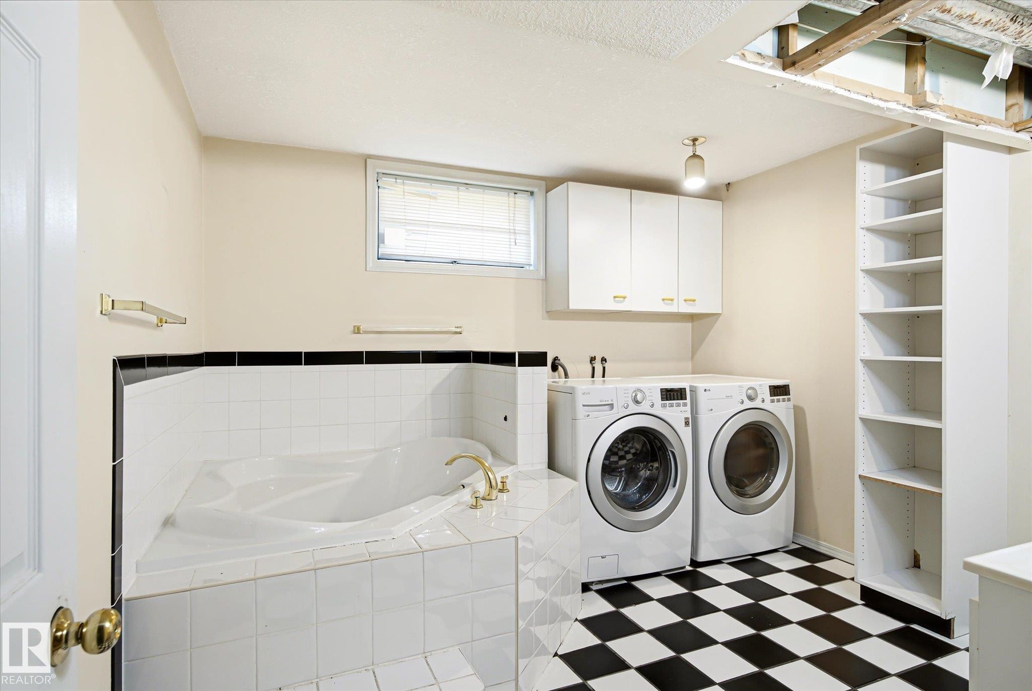 13104 132 Street, Edmonton, AB