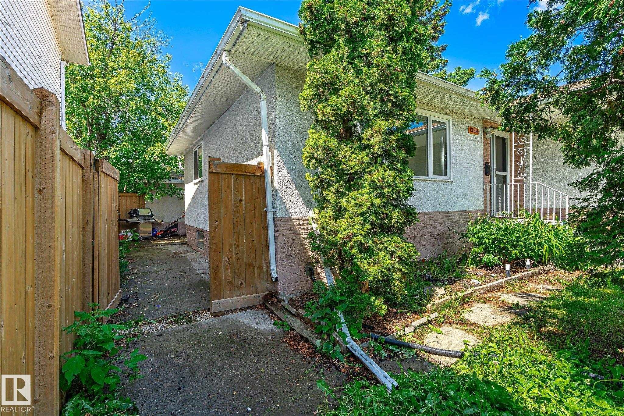 13104 132 Street, Edmonton, AB