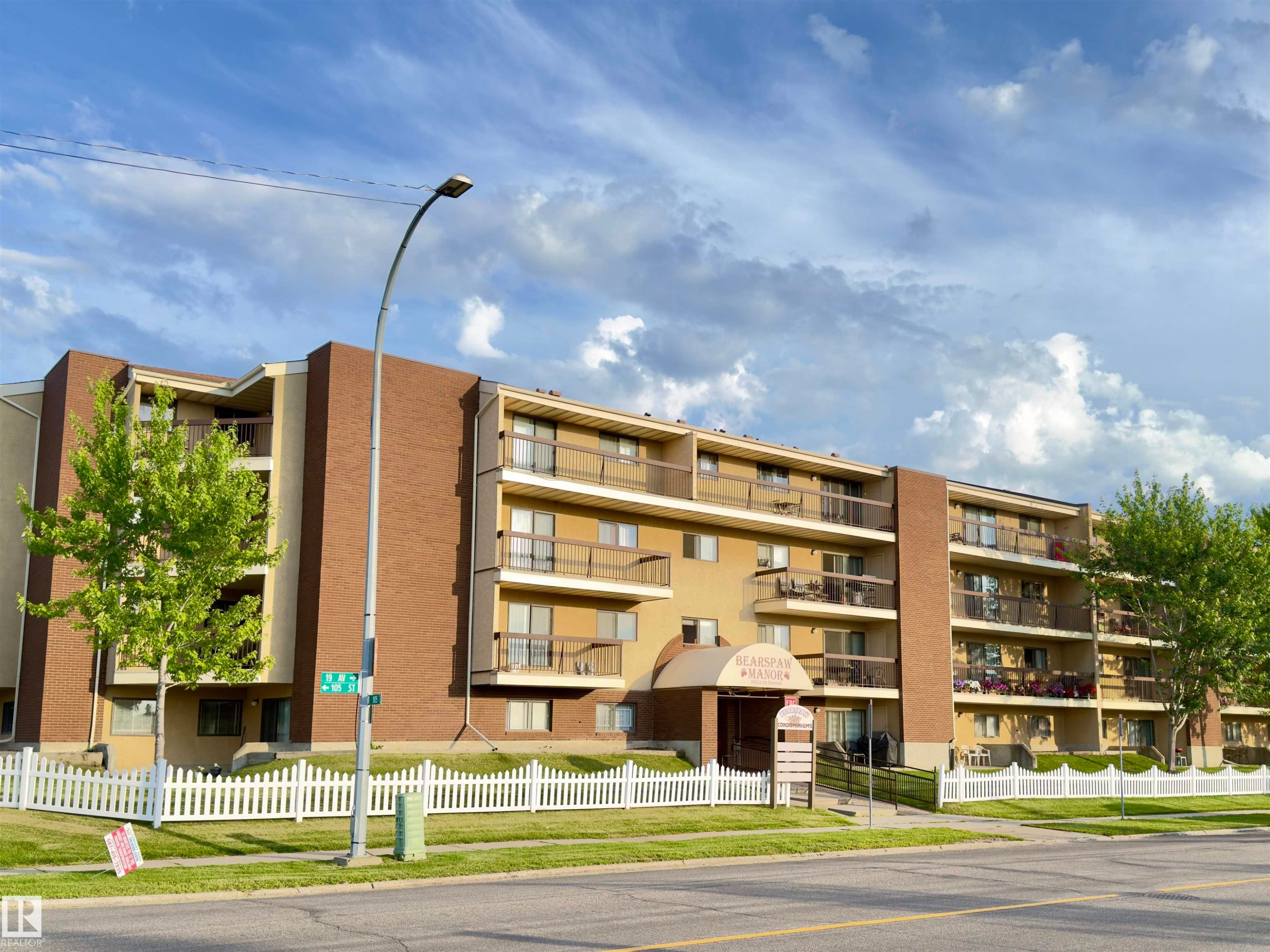 103 10511 19 Avenue, Edmonton, AB