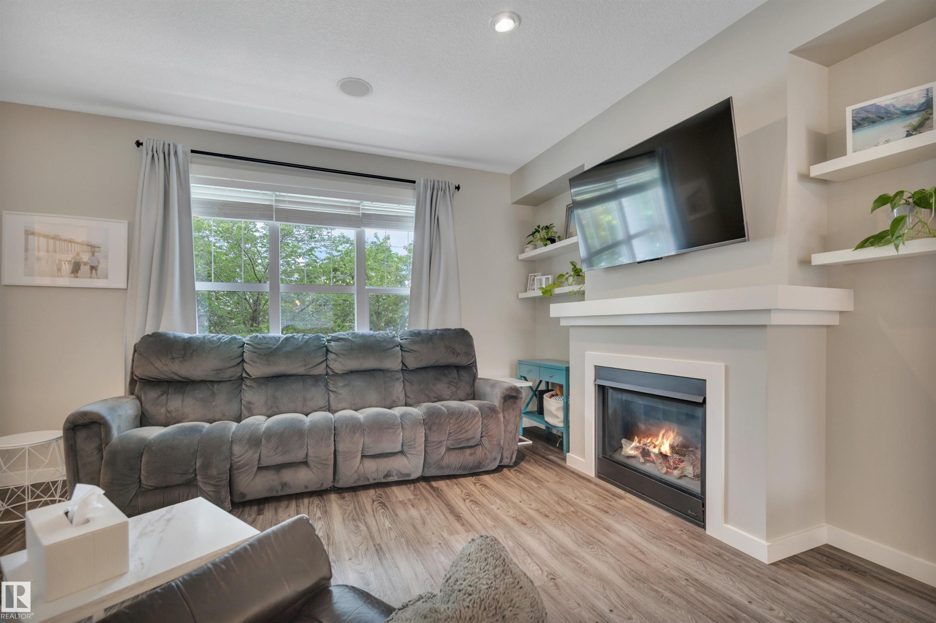 7007 Summerside Grande Boulevard, Edmonton, AB