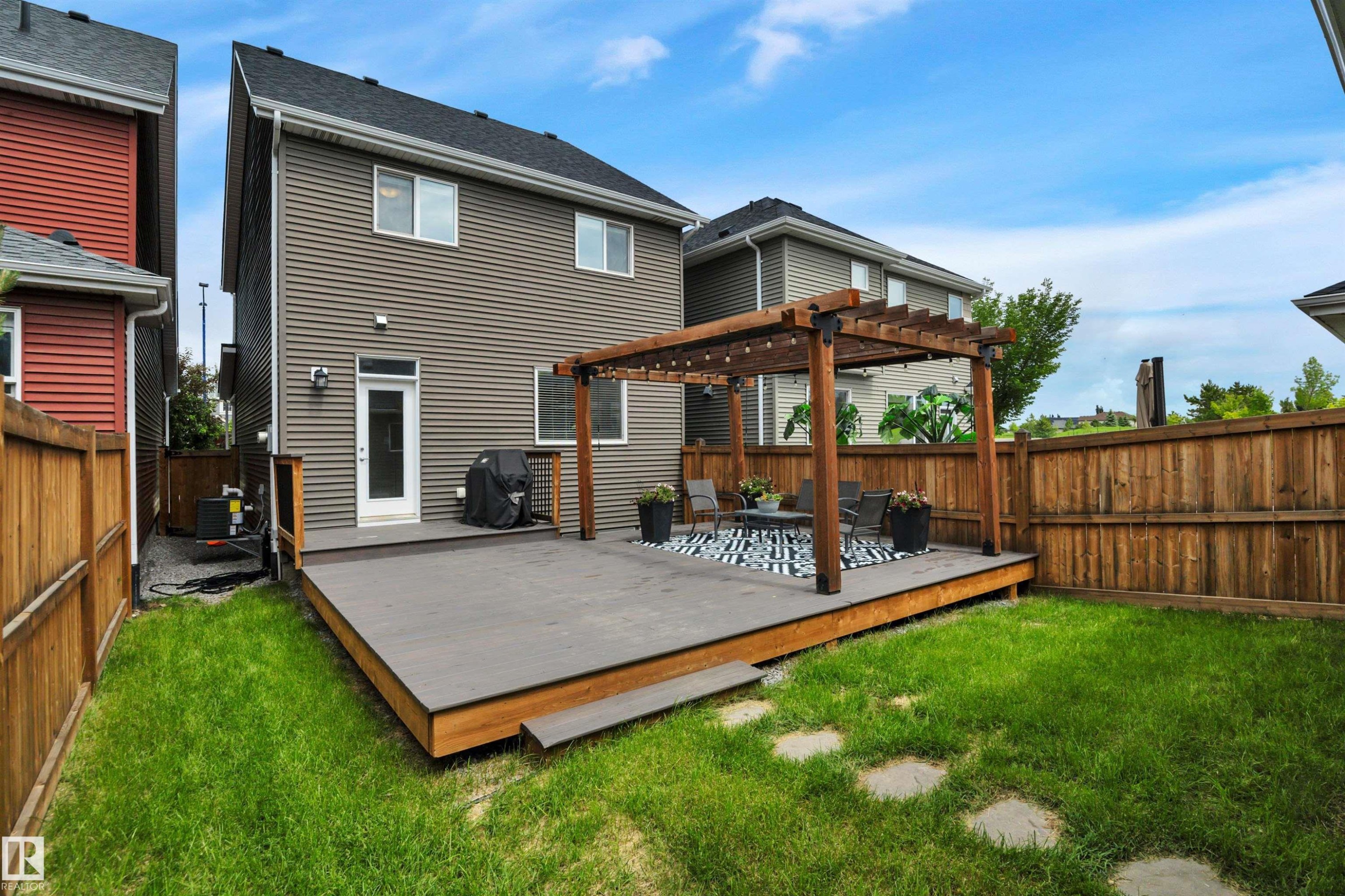 7007 Summerside Grande Boulevard, Edmonton, AB