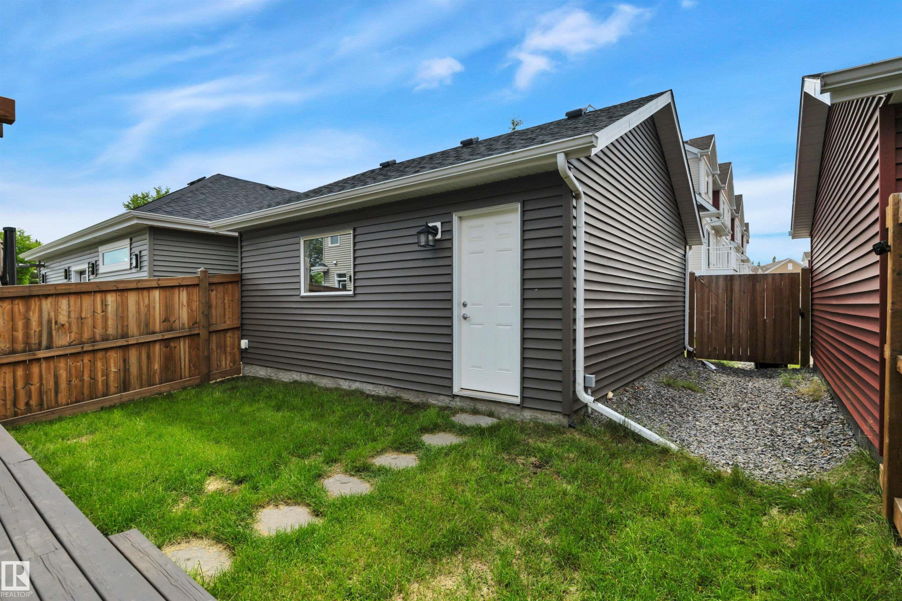 7007 Summerside Grande Boulevard, Edmonton, AB