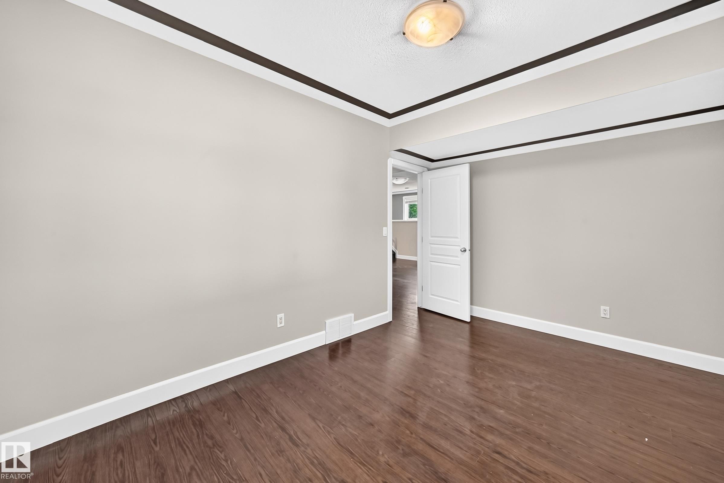 2984 Mcphadden Way Sw, Edmonton, AB - Indoor Photo Showing Other Room
