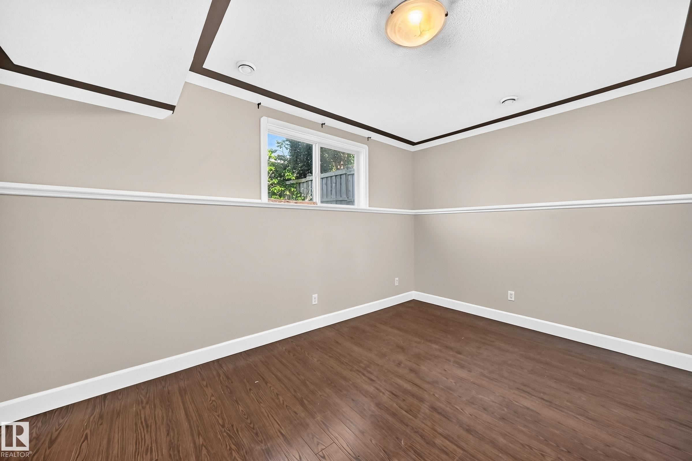 2984 Mcphadden Way Sw, Edmonton, AB - Indoor Photo Showing Other Room
