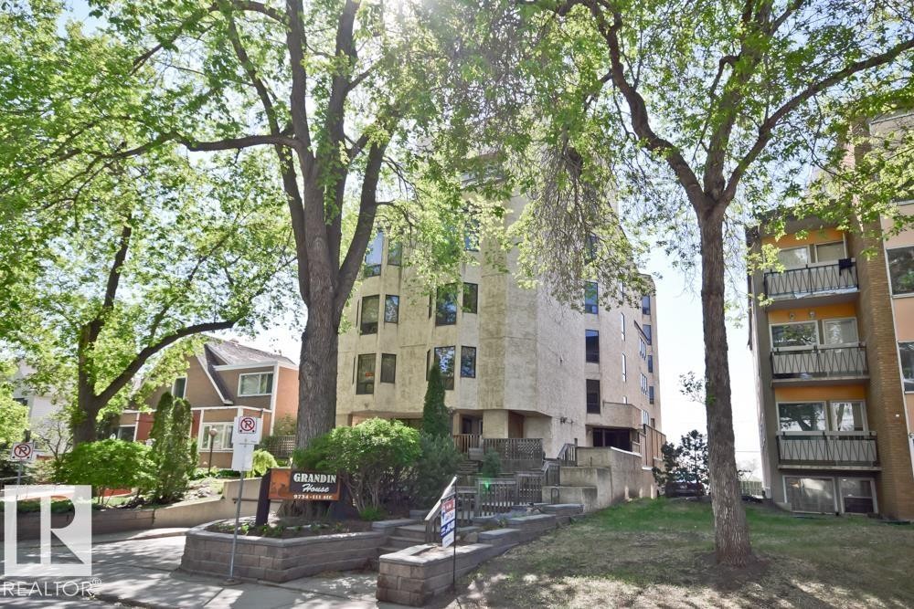 #7 9734 111 St Nw, Edmonton, AB - Outdoor With Balcony With Facade