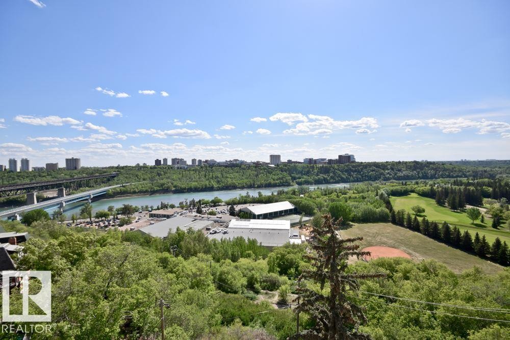 #7 9734 111 St Nw, Edmonton, AB - Outdoor With View