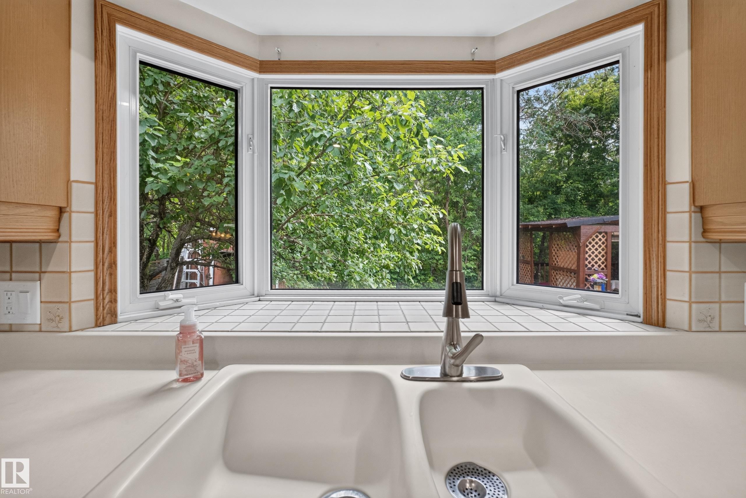 59 Fair Oaks Drive, St. Albert, AB