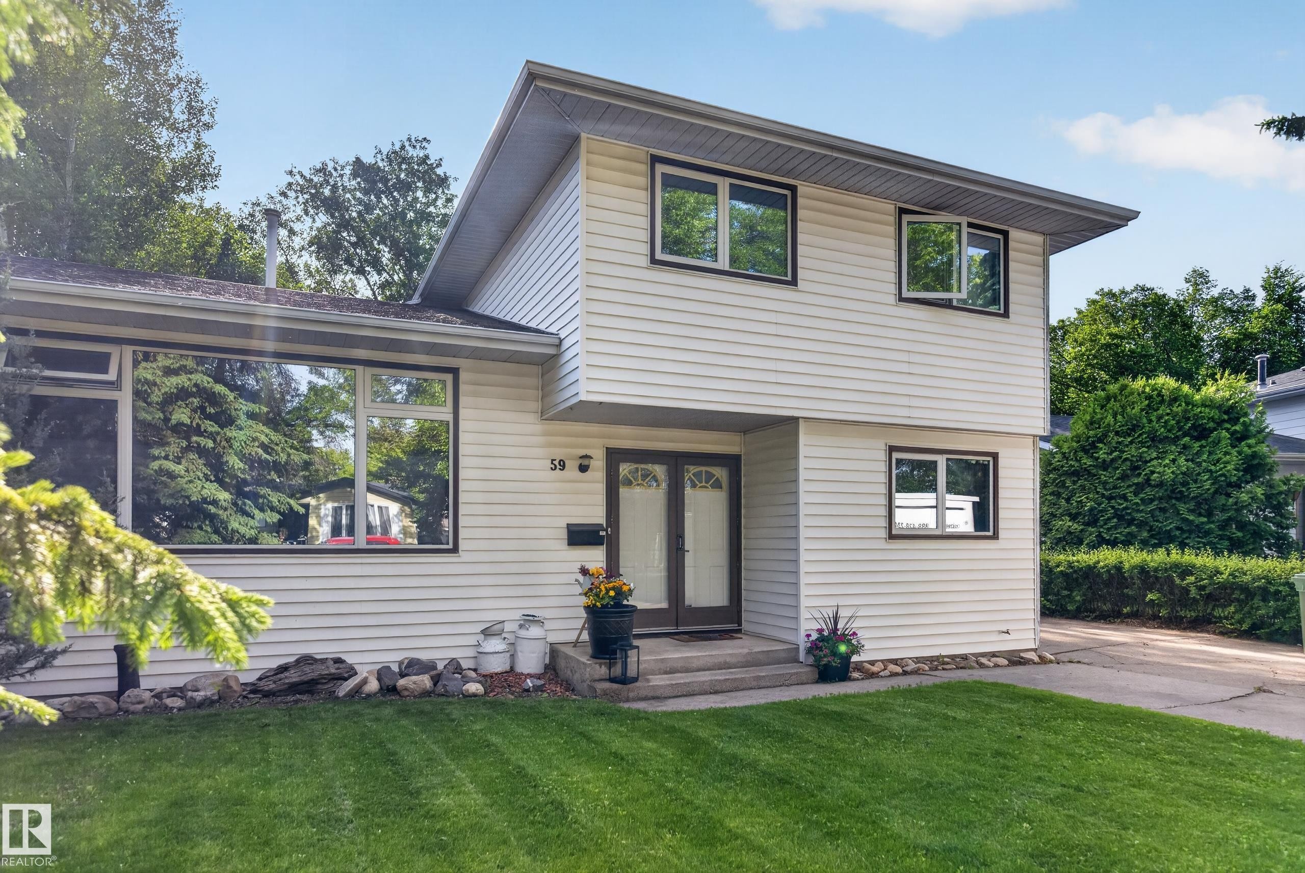 59 Fair Oaks Drive, St. Albert, AB