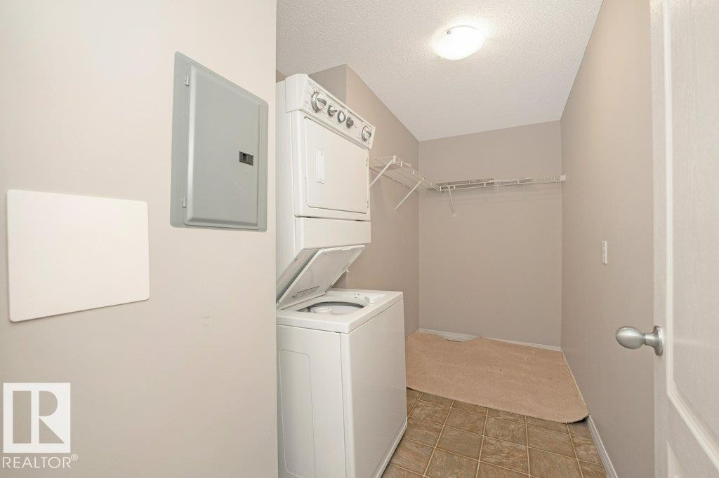 #1321 7339 South Terwillegar Dr Nw, Edmonton, AB - Indoor Photo Showing Laundry Room