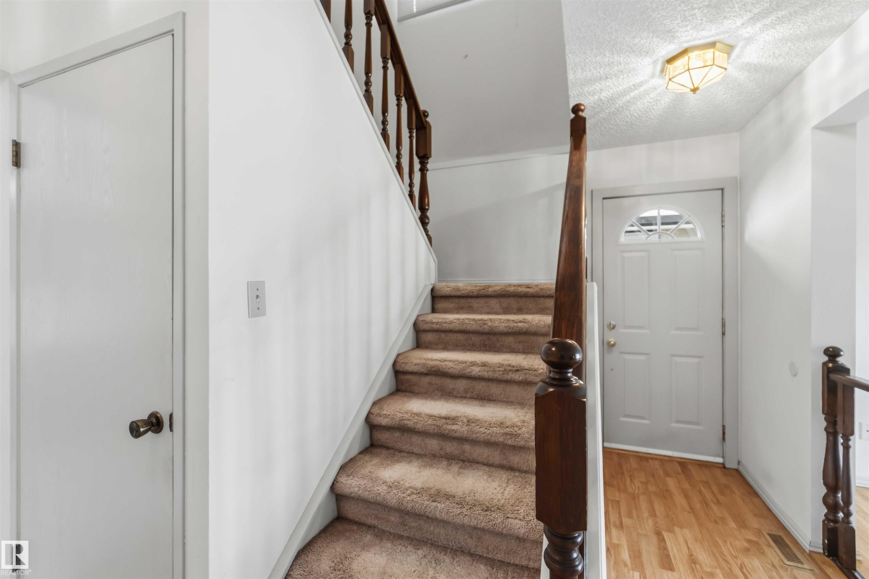 2716 136A Avenue, Edmonton, AB