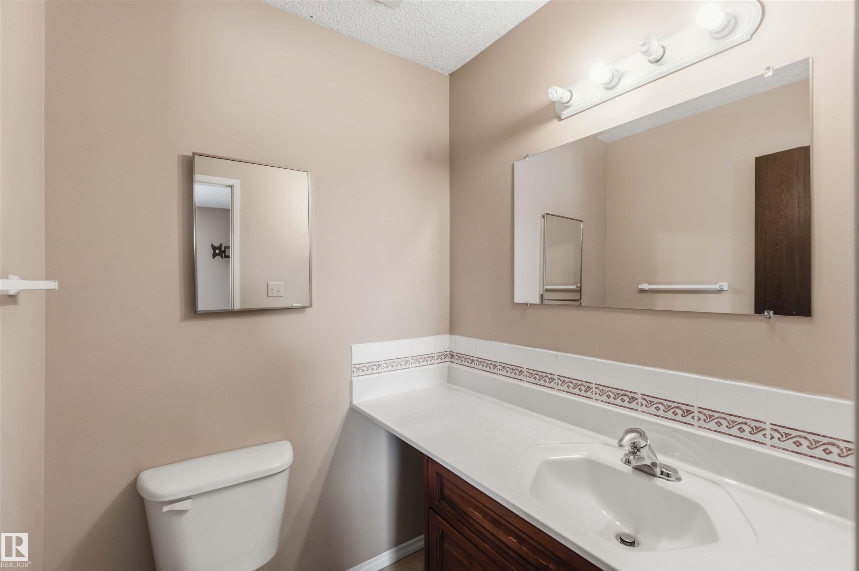 2716 136A Avenue, Edmonton, AB