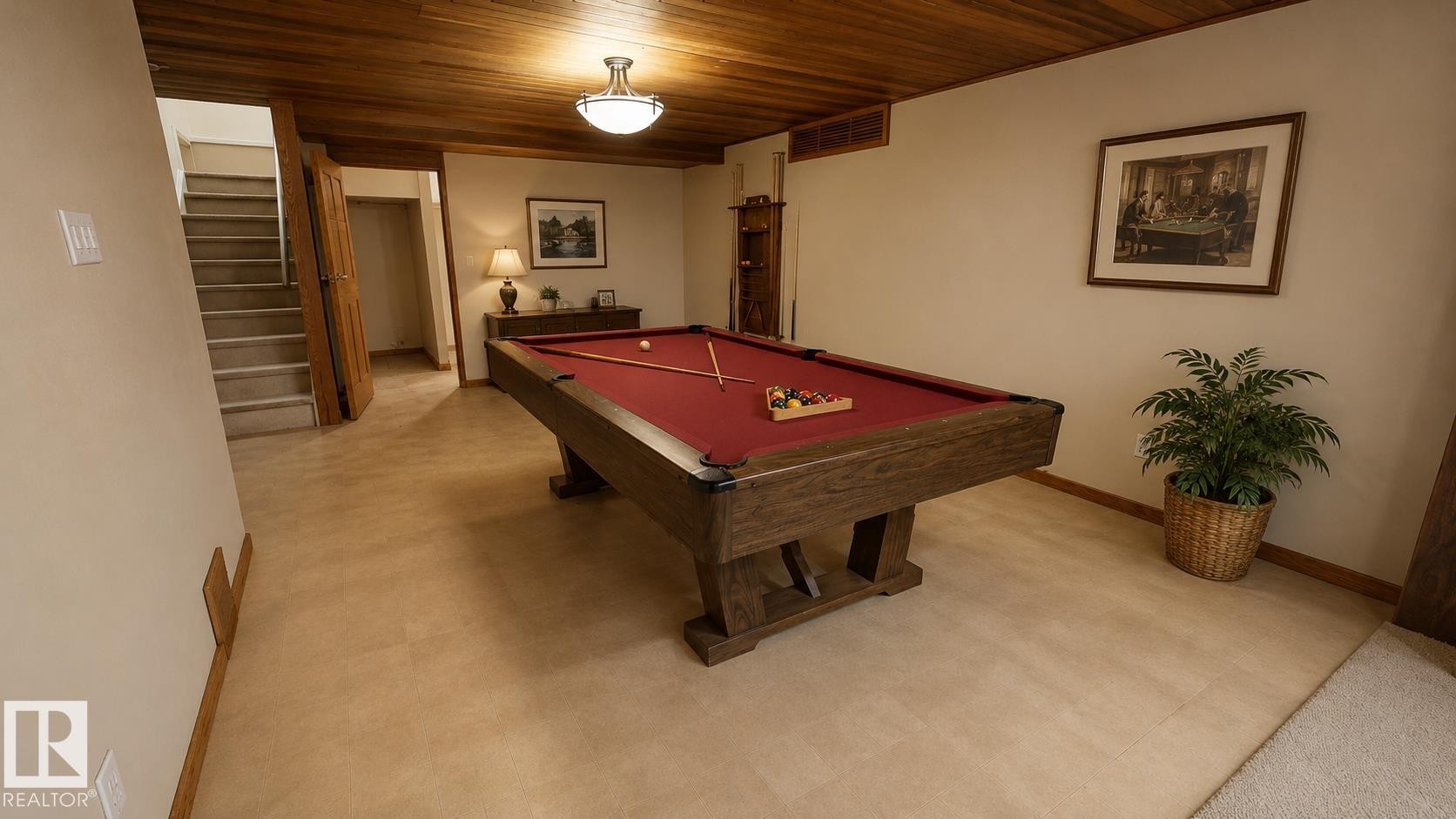 55 Quesnell Road Nw, Edmonton, AB - Indoor Photo Showing Other Room