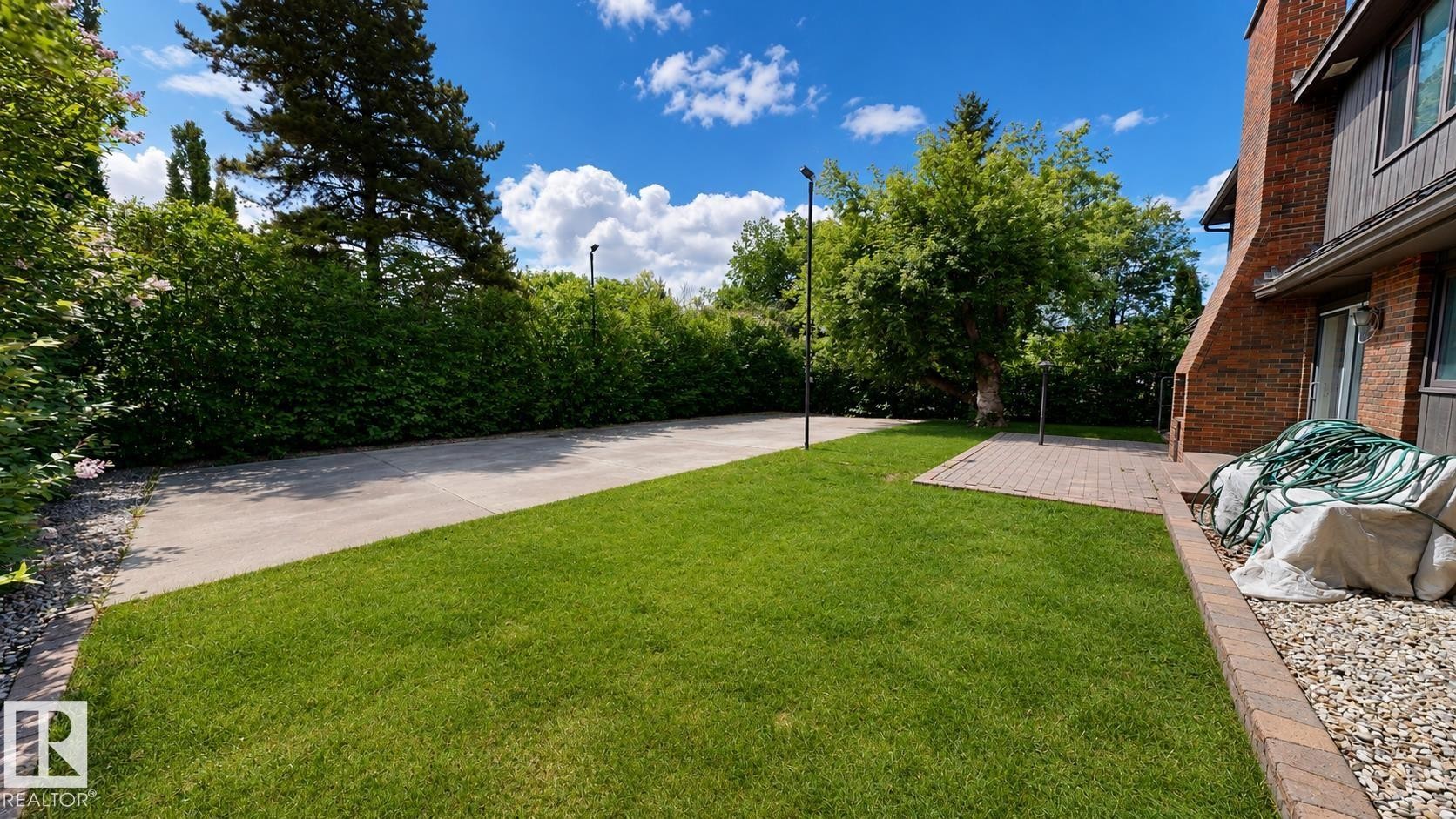 55 Quesnell Road Nw, Edmonton, AB - Outdoor