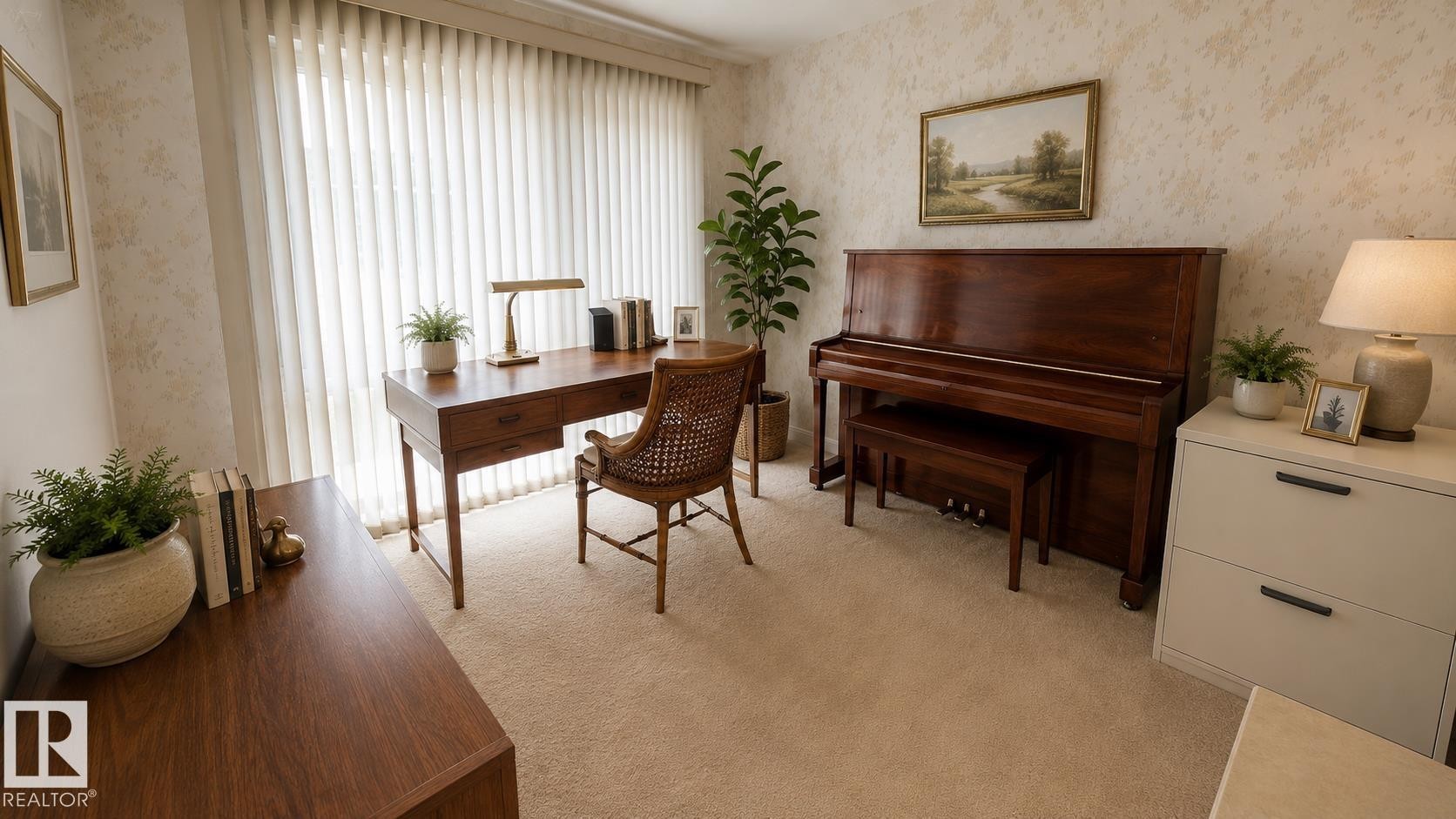 55 Quesnell Road Nw, Edmonton, AB - Indoor Photo Showing Office