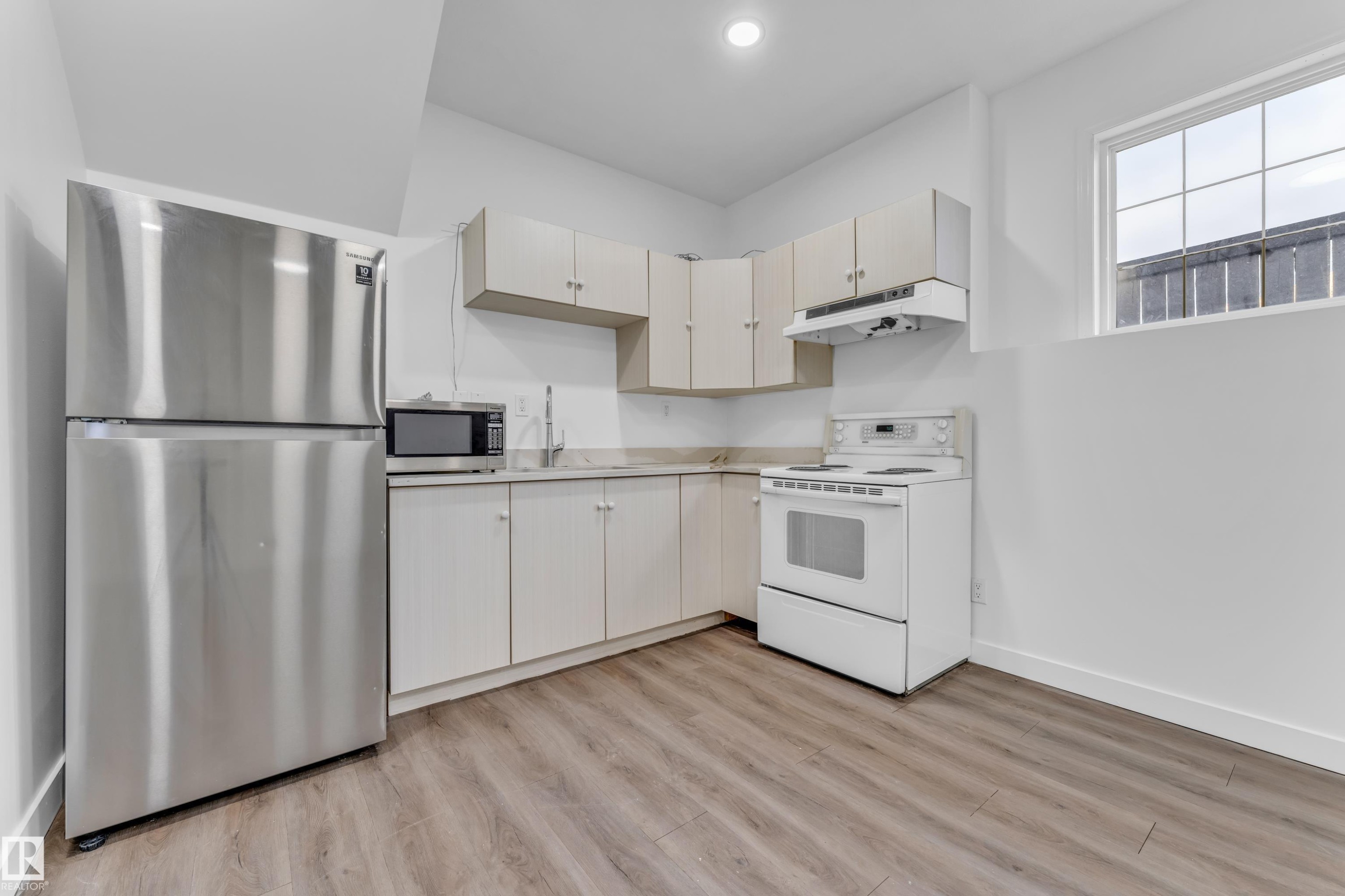 4103 37A Avenue, Edmonton, AB