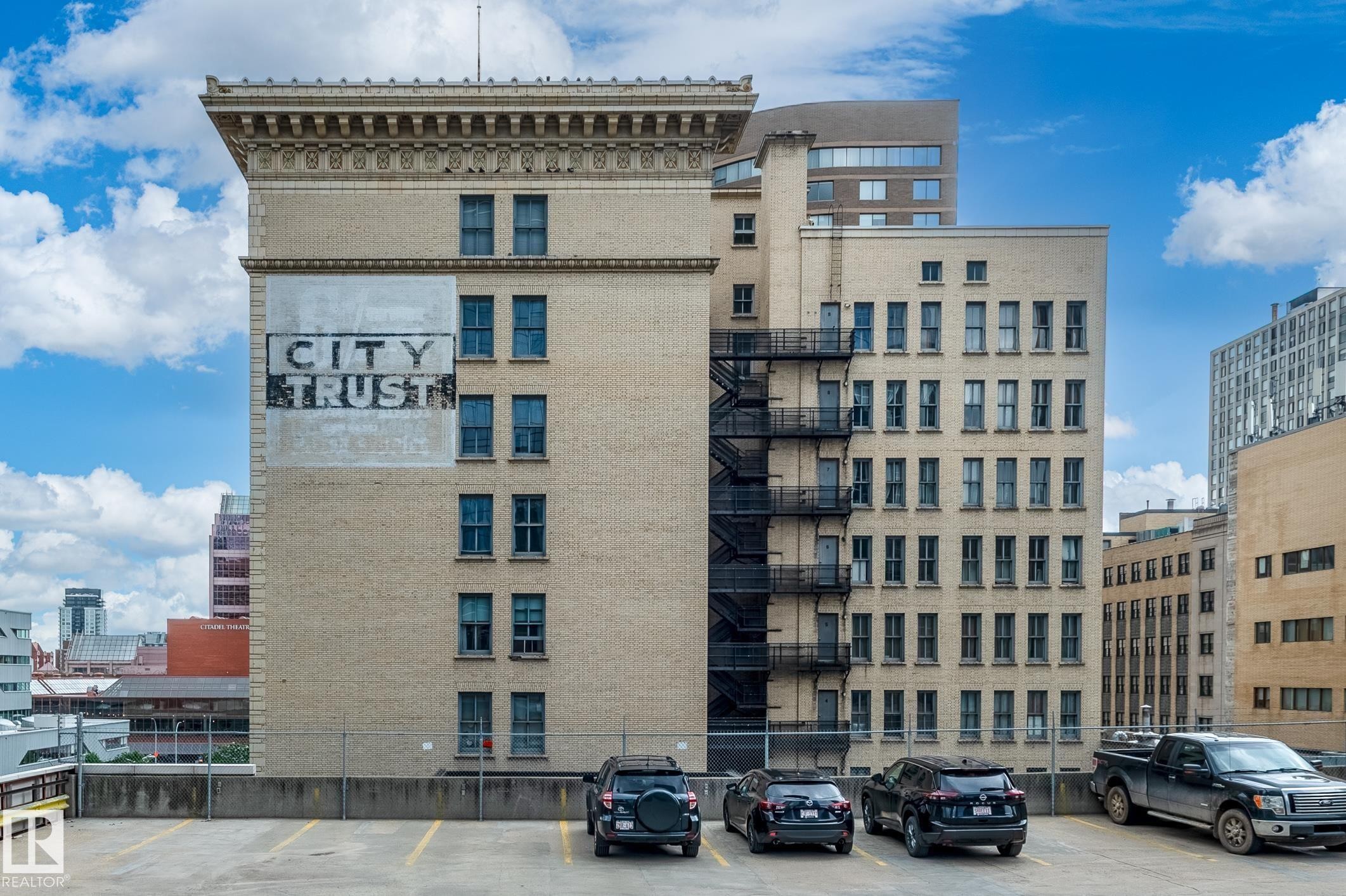 #810 10134 100 St Nw, Edmonton, AB