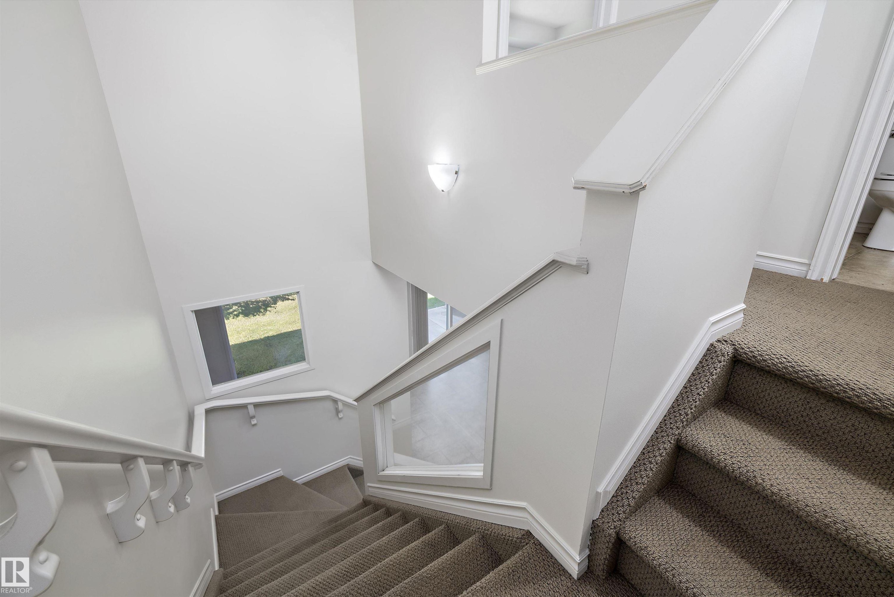 101 13825 155 Avenue, Edmonton, AB