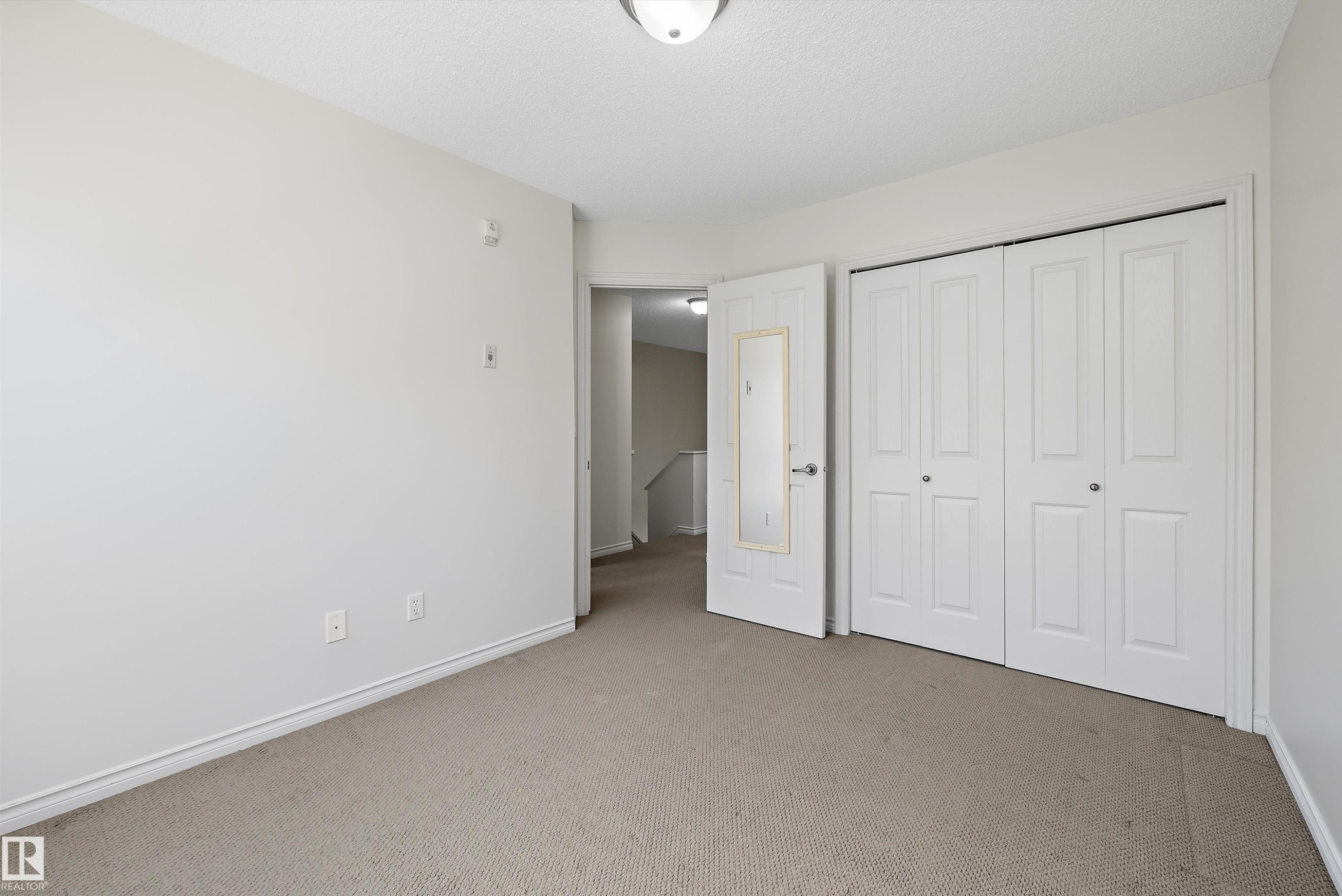 101 13825 155 Avenue, Edmonton, AB