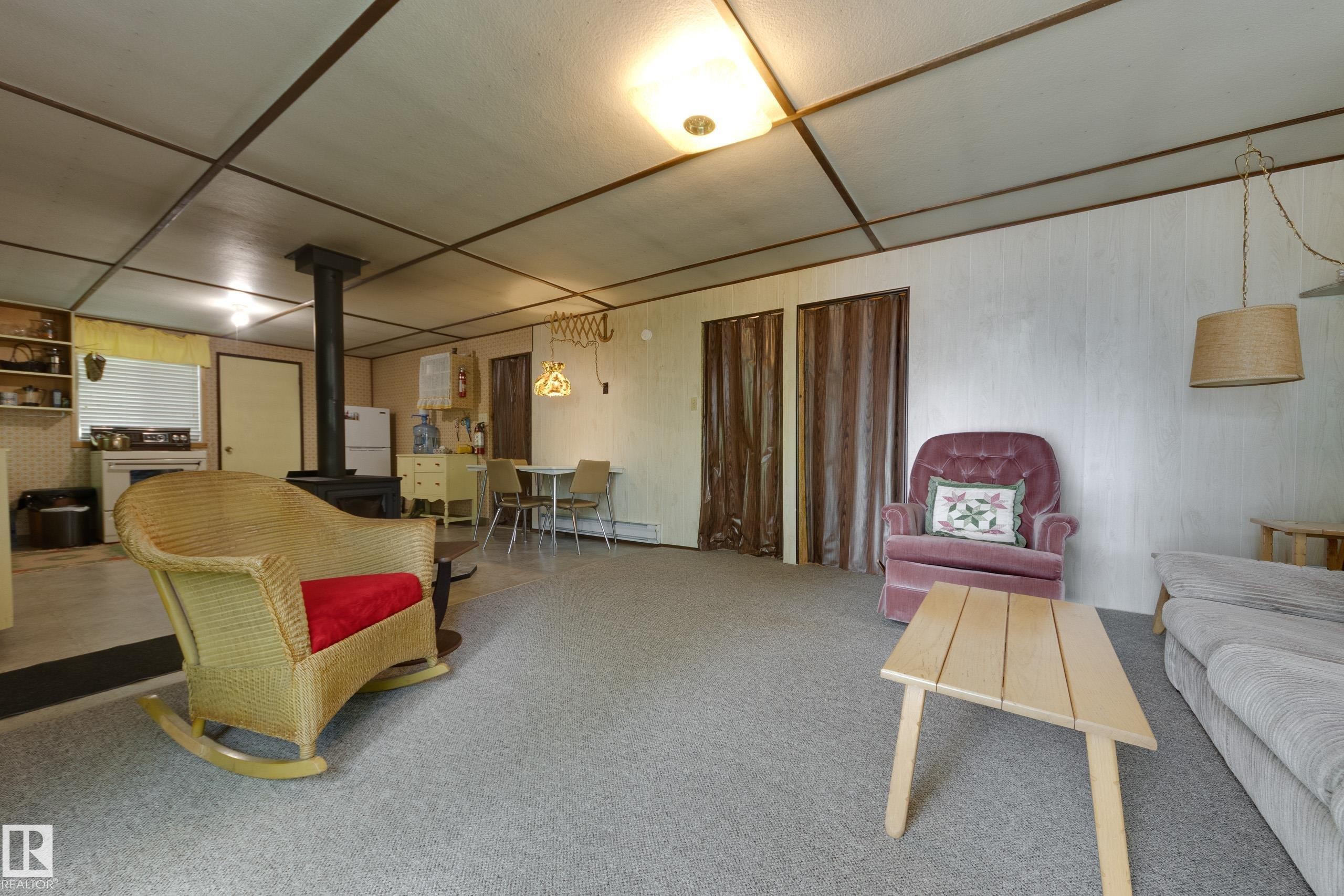 812 3003 Twp Rd 574, Rural Barrhead County, AB