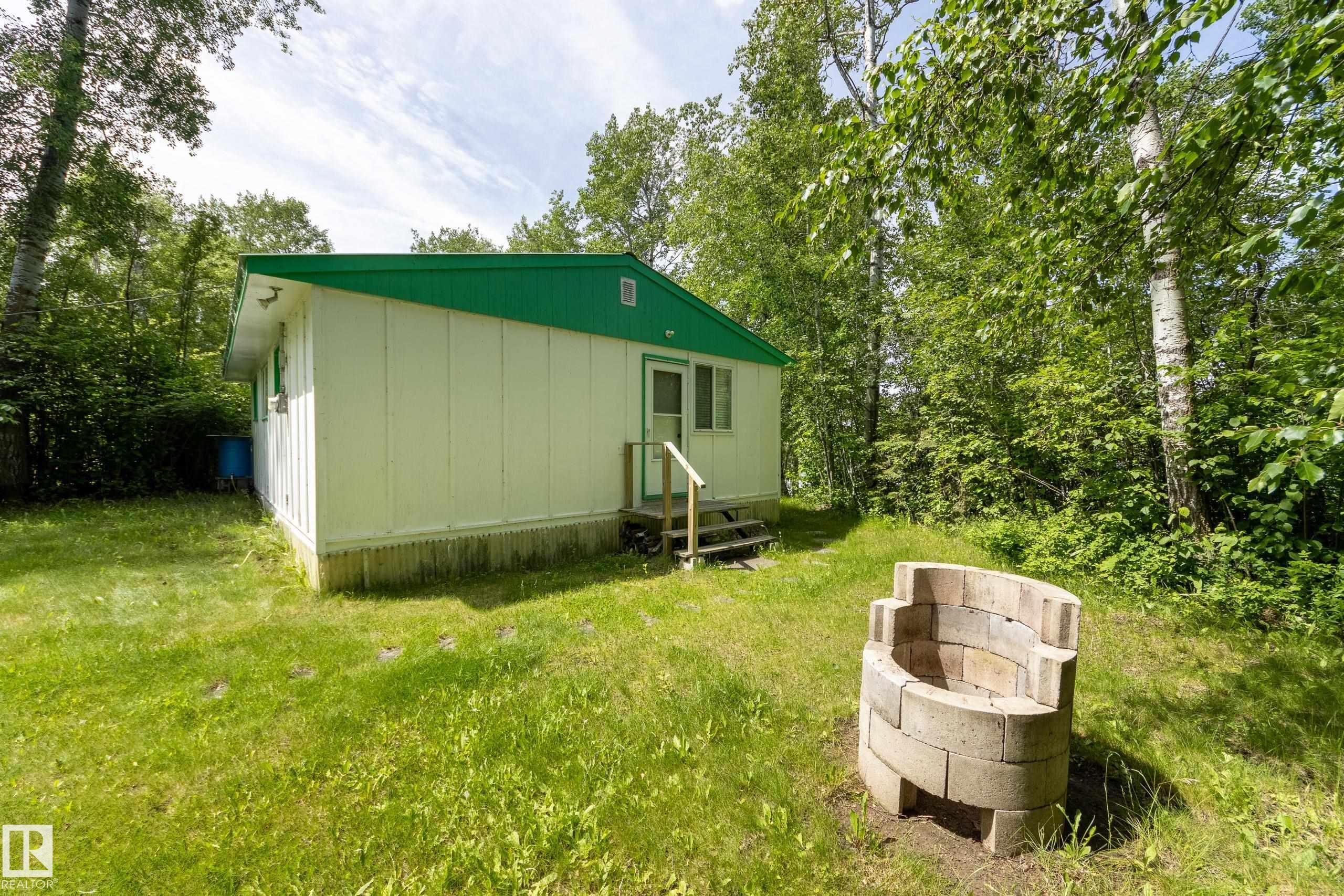 812 3003 Twp Rd 574, Rural Barrhead County, AB