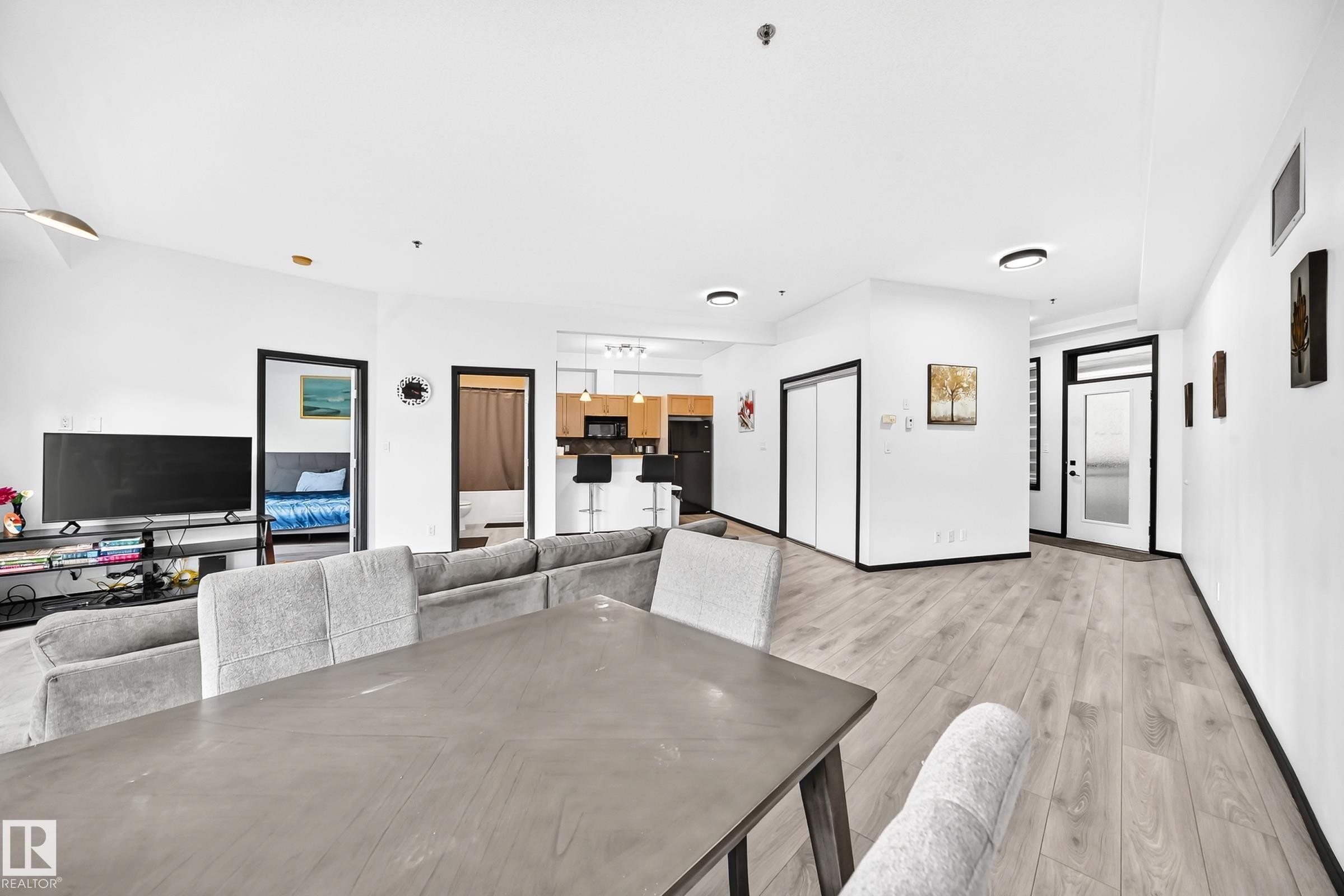 #226 4831 104A St Nw, Edmonton, AB - Indoor