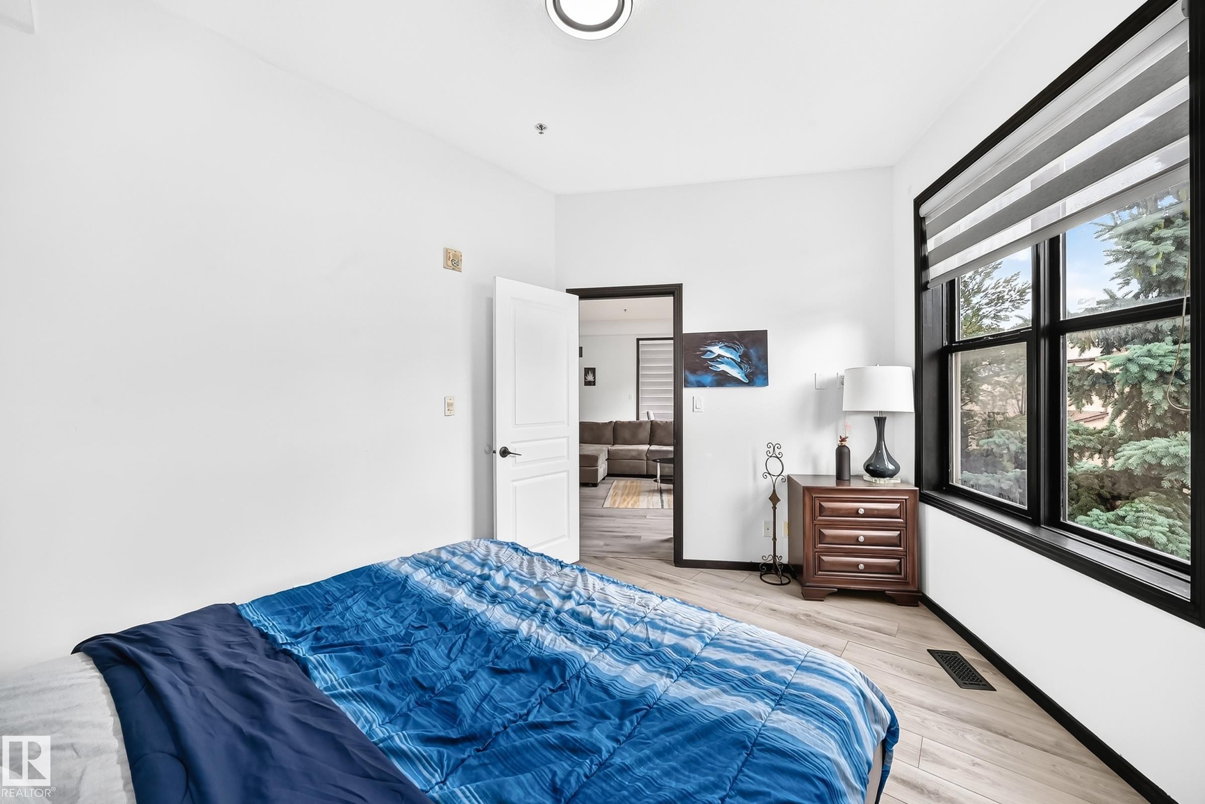 #226 4831 104A St Nw, Edmonton, AB - Indoor Photo Showing Bedroom