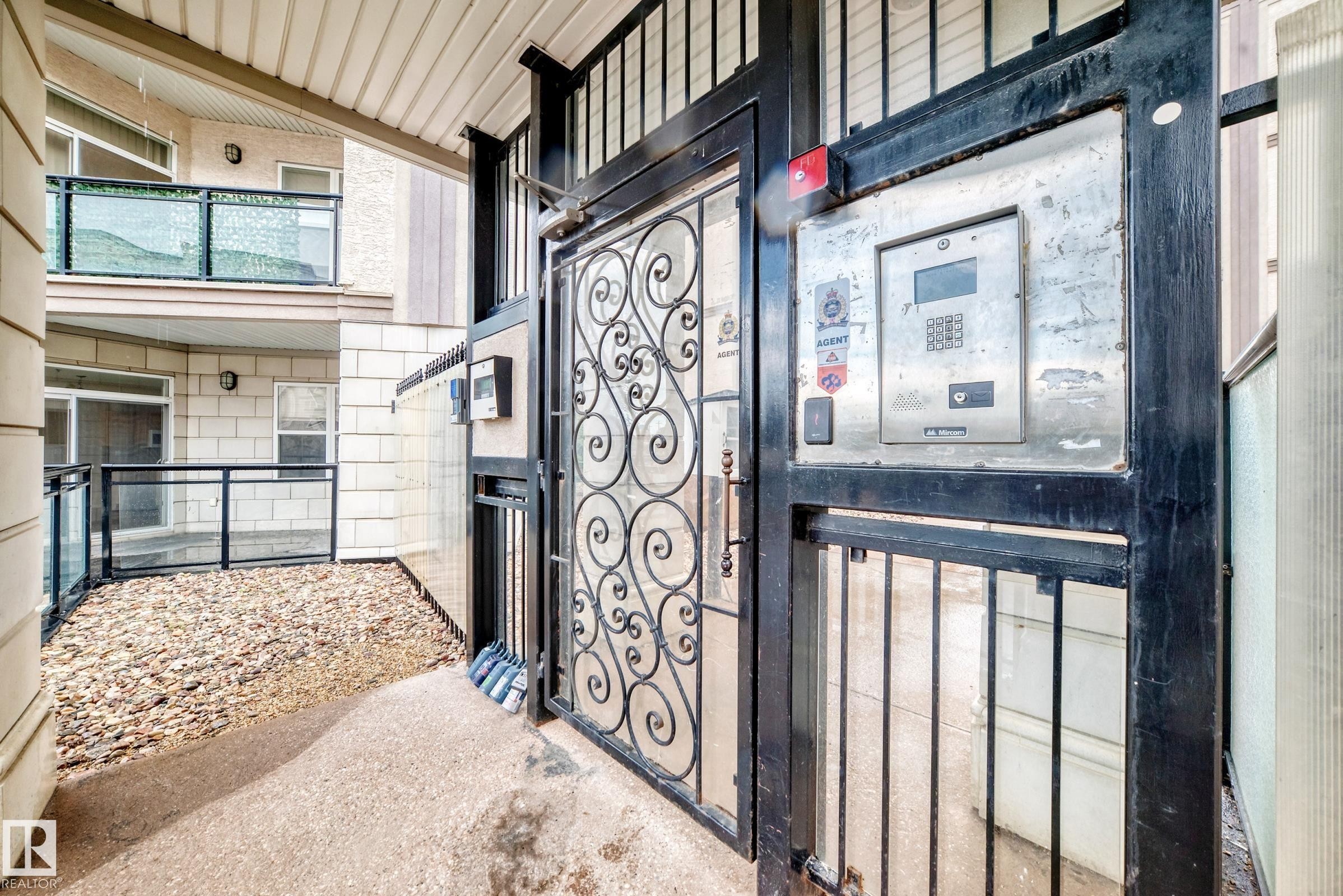 #226 4831 104A St Nw, Edmonton, AB - Outdoor