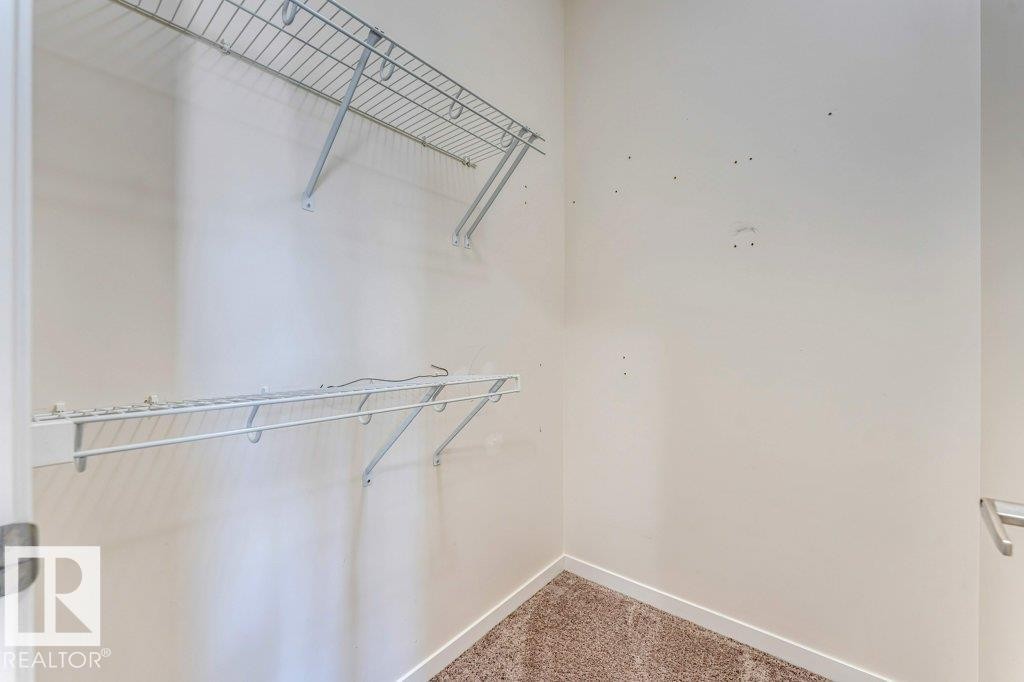 1224 25 Avenue, Edmonton, AB - Indoor With Storage