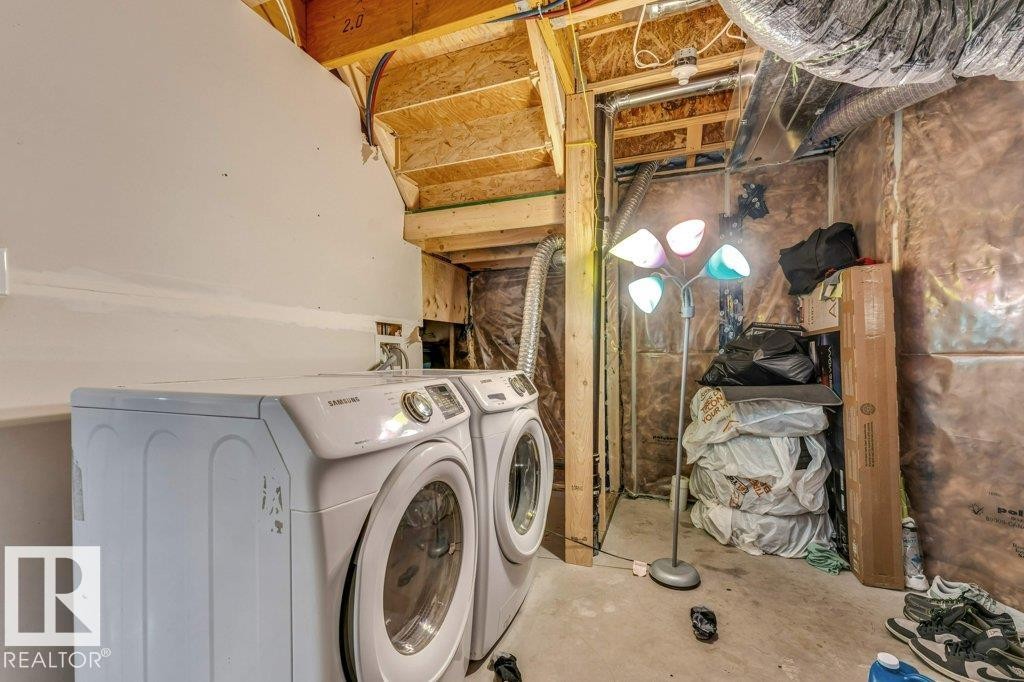 1224 25 Avenue, Edmonton, AB - Indoor Photo Showing Laundry Room
