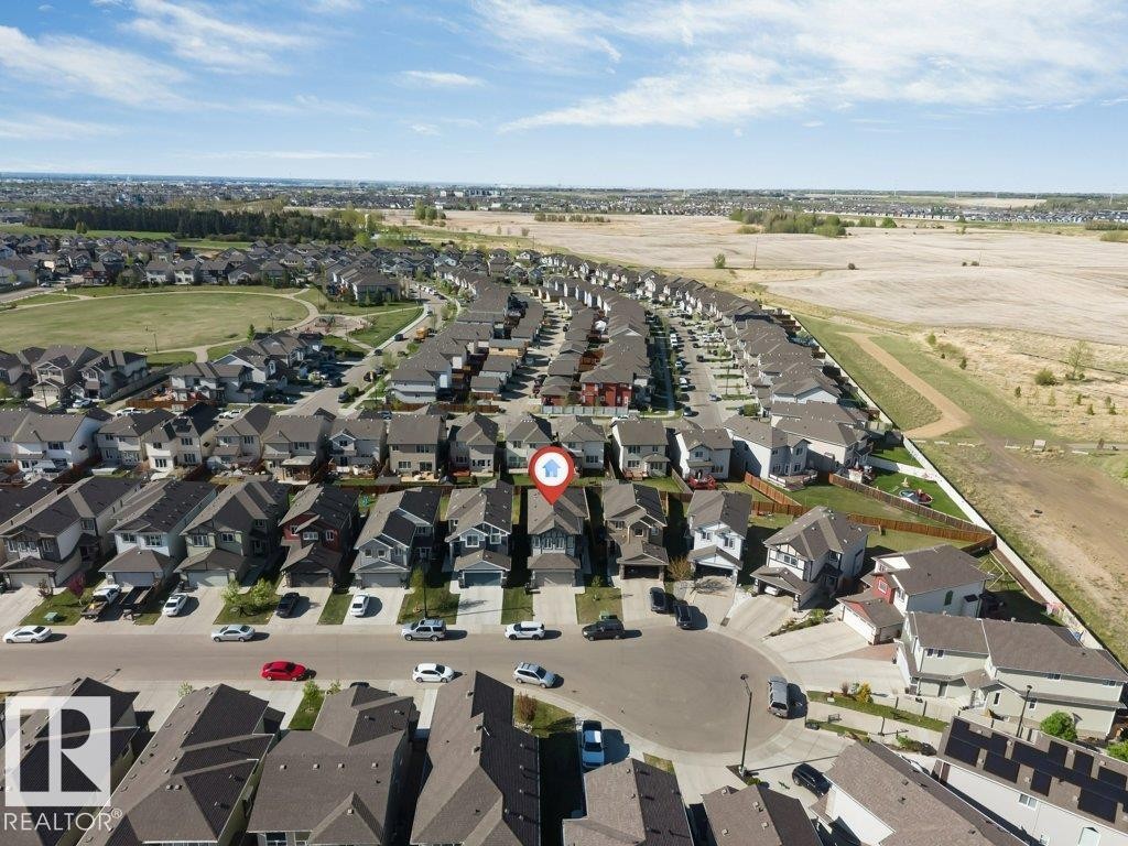 1224 25 Avenue, Edmonton, AB - Outdoor With View