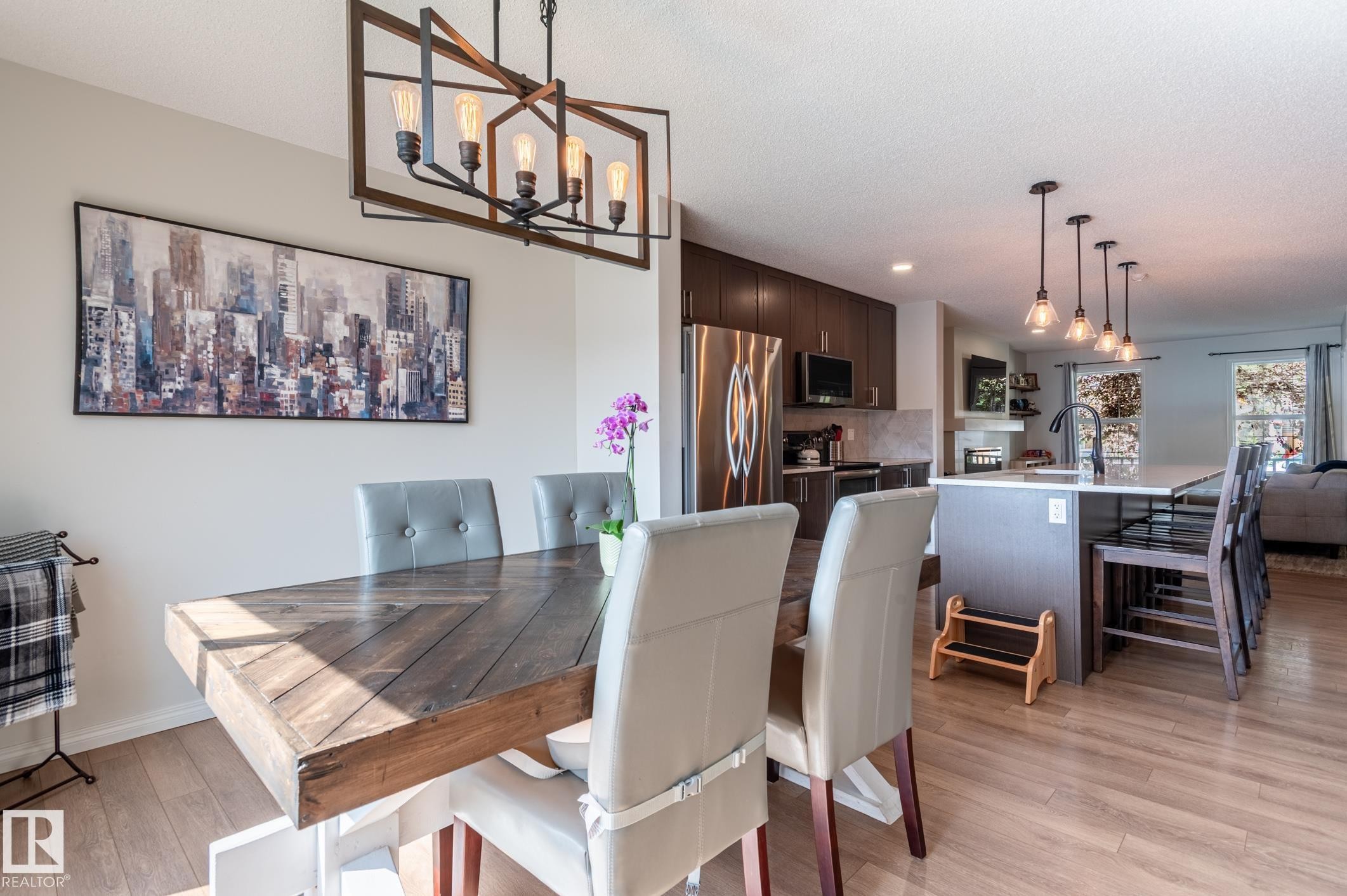 8531 Ellis Link, Edmonton, AB