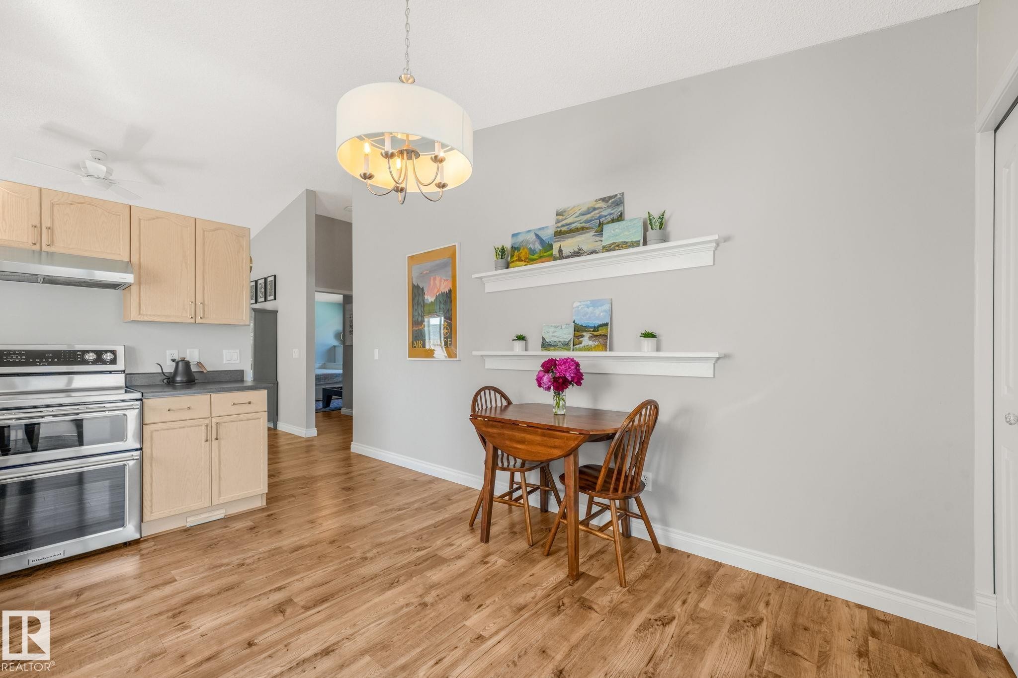 22 Landsdowne Drive, Spruce Grove, AB - Indoor