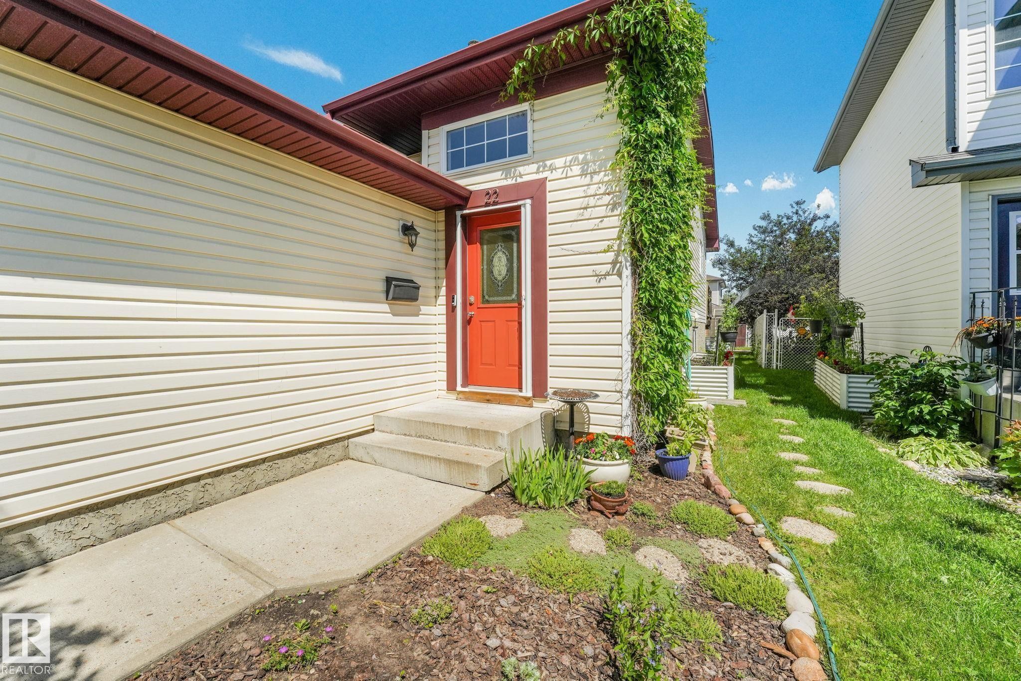 22 Landsdowne Drive, Spruce Grove, AB - Outdoor With Exterior