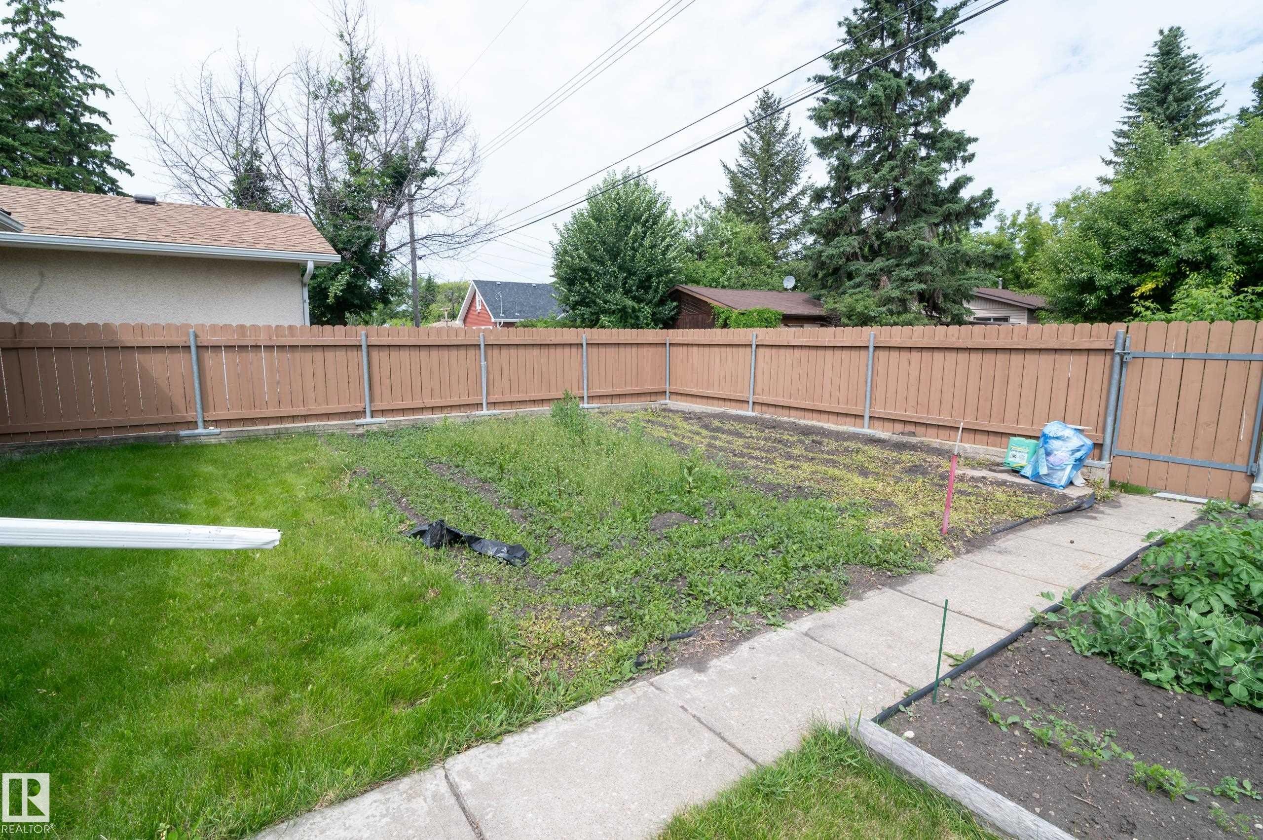 8316 73 Avenue, Edmonton, AB