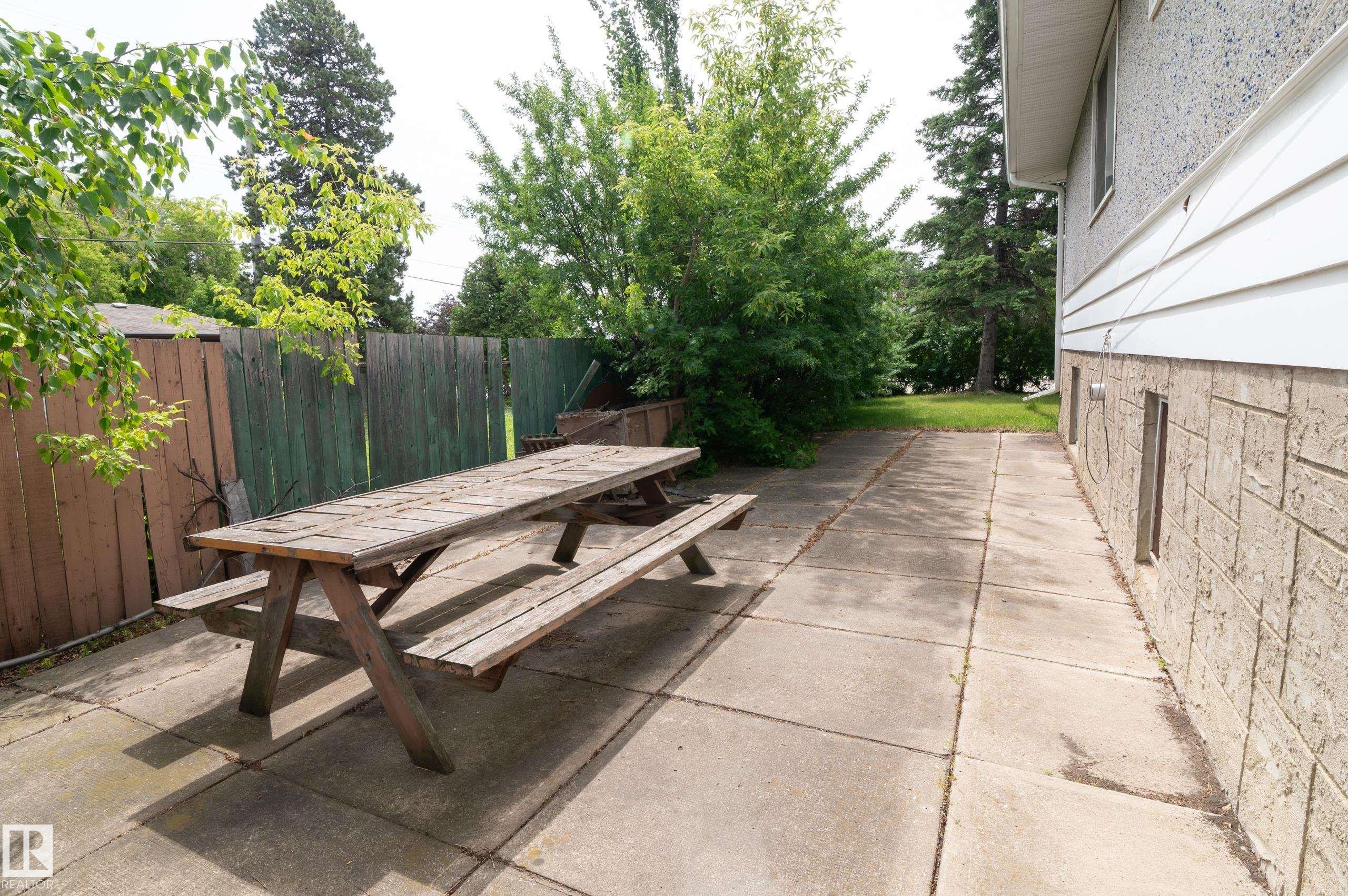 8316 73 Avenue, Edmonton, AB