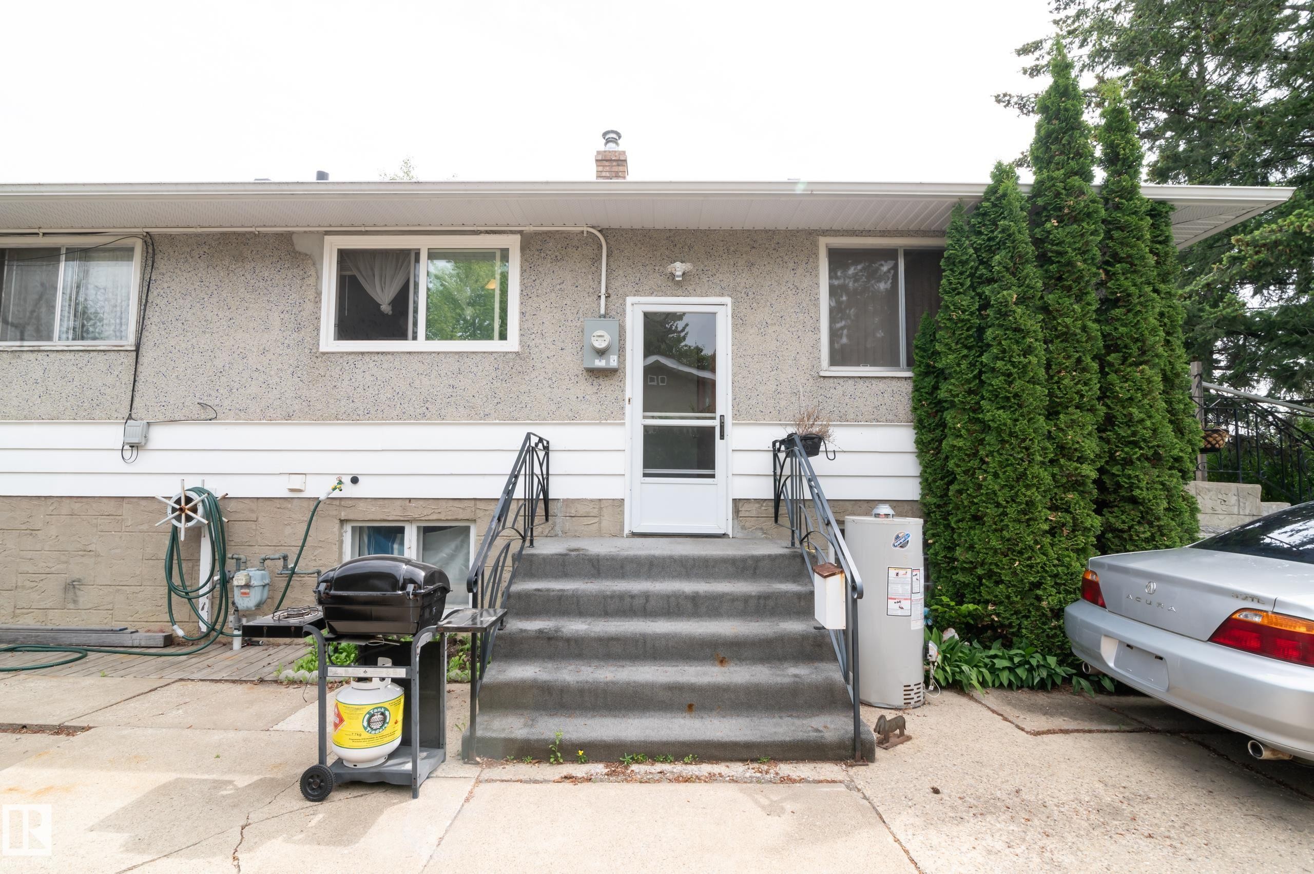 8316 73 Avenue, Edmonton, AB