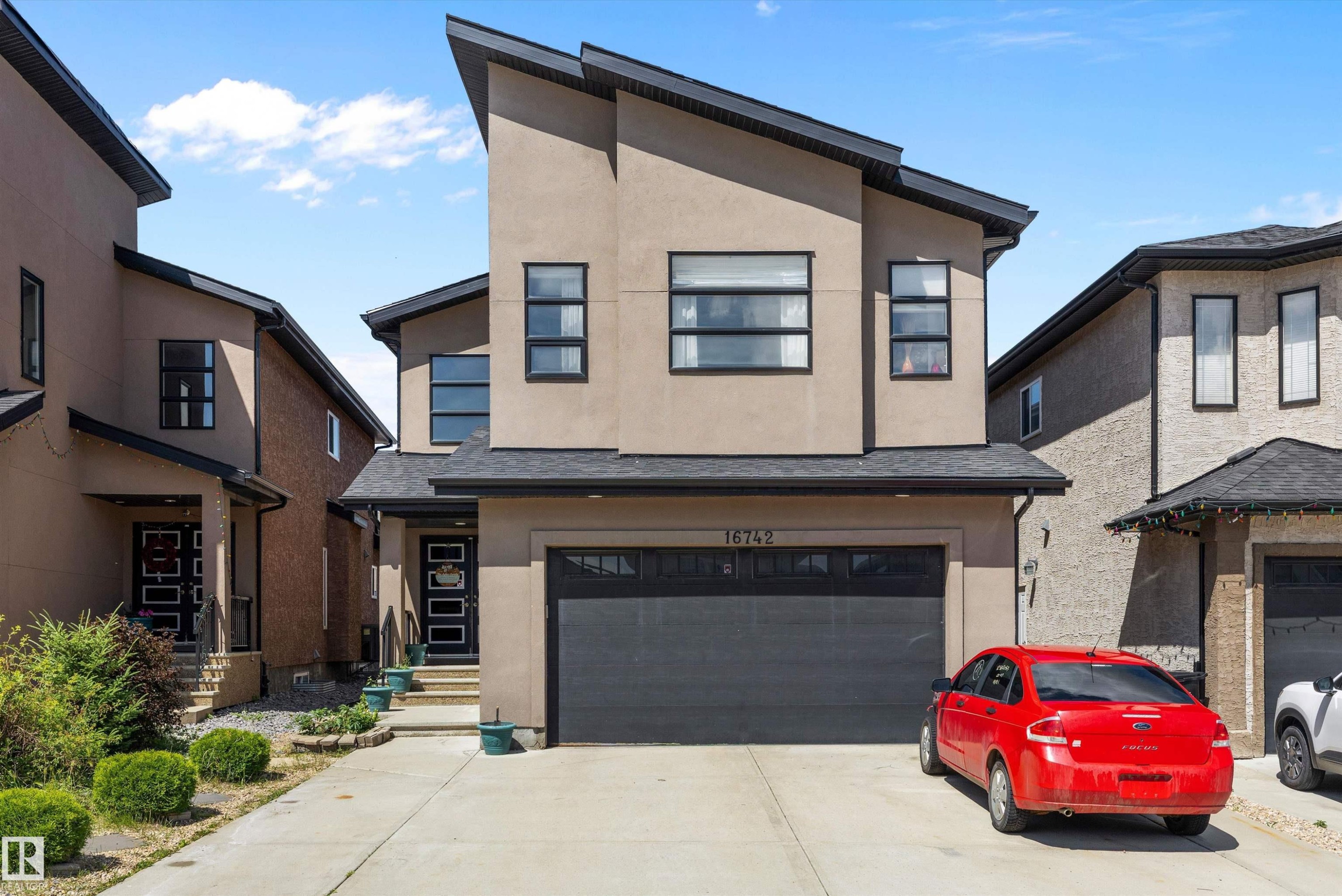 16742 61 Street, Edmonton, AB