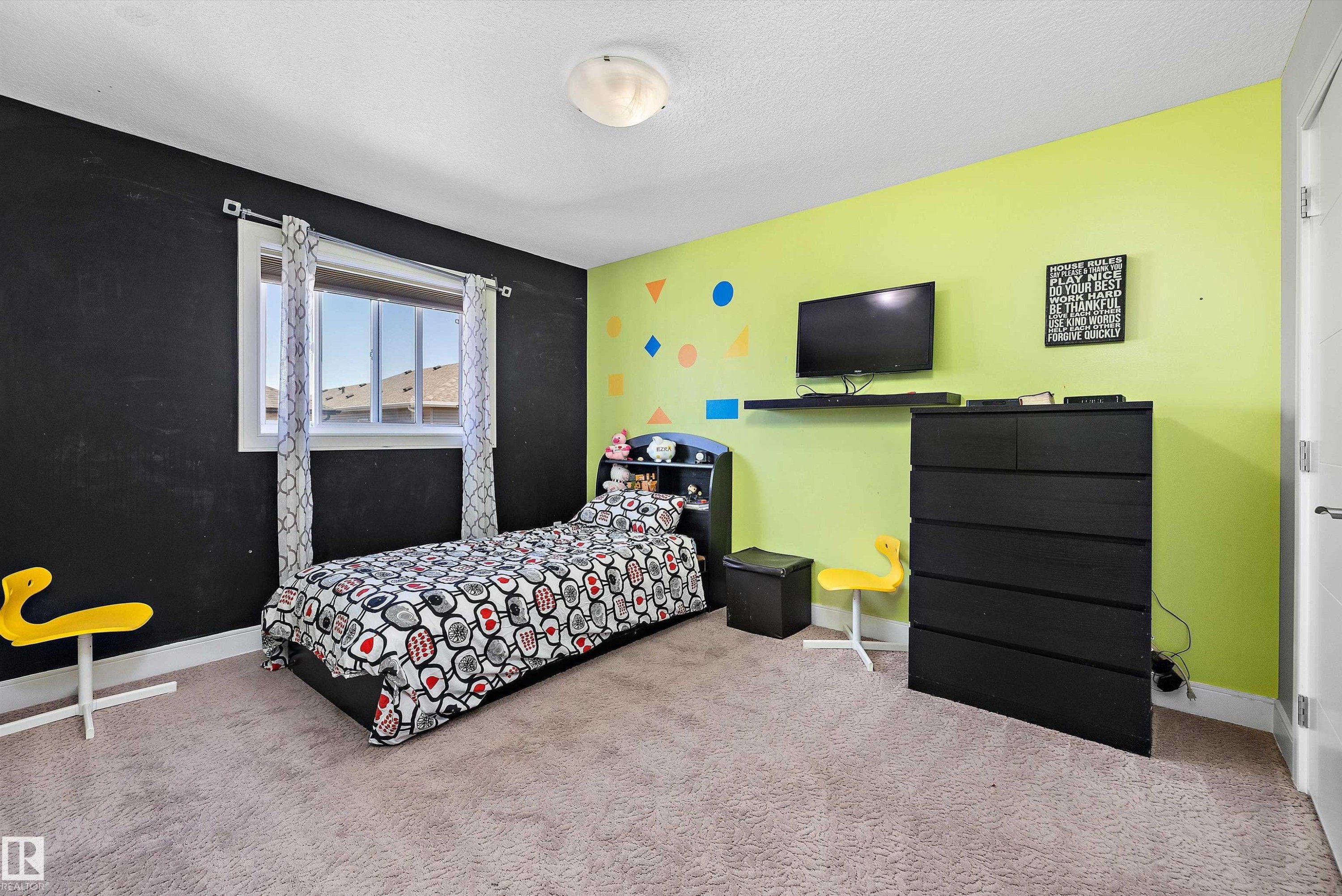 16742 61 Street, Edmonton, AB