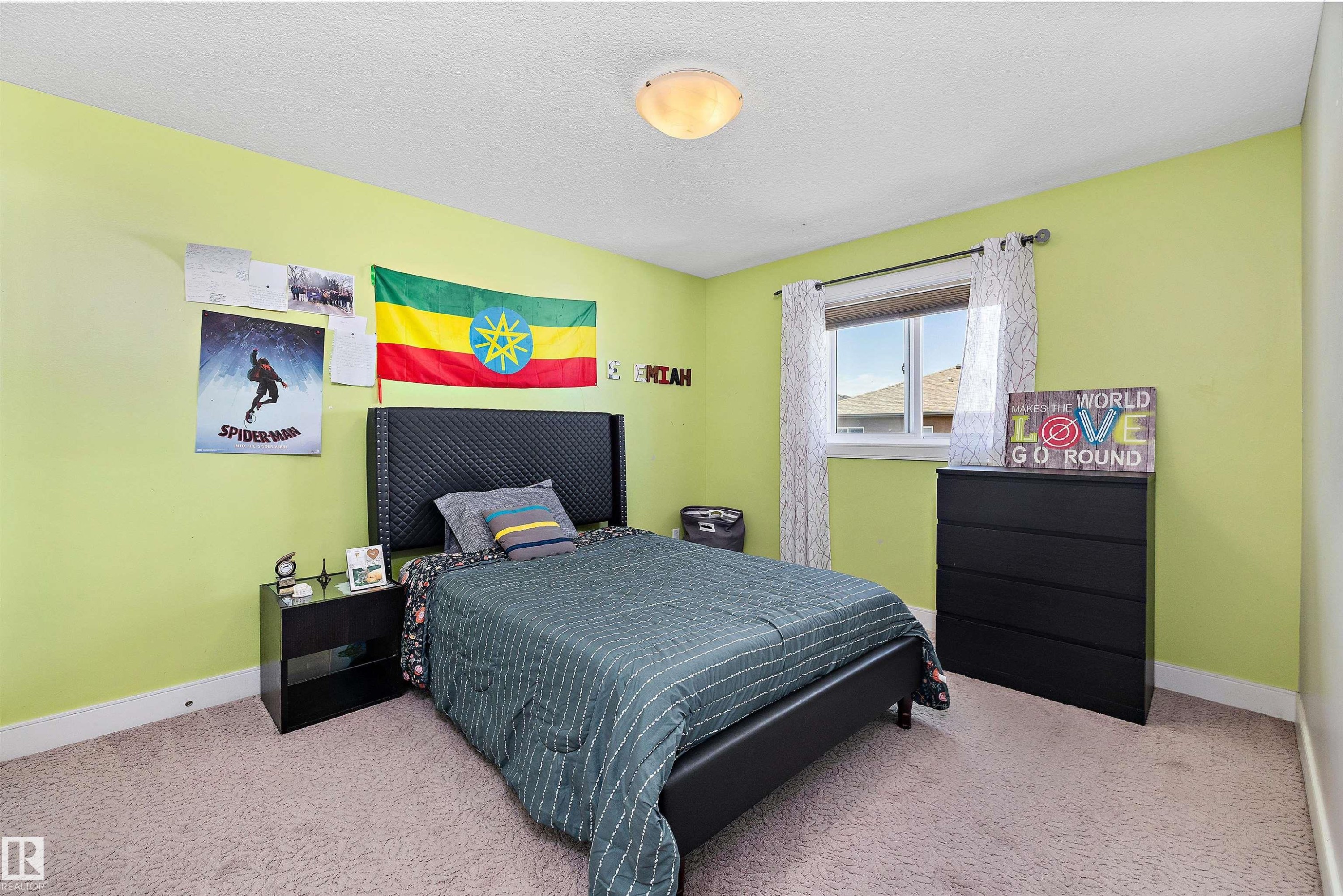 16742 61 Street, Edmonton, AB