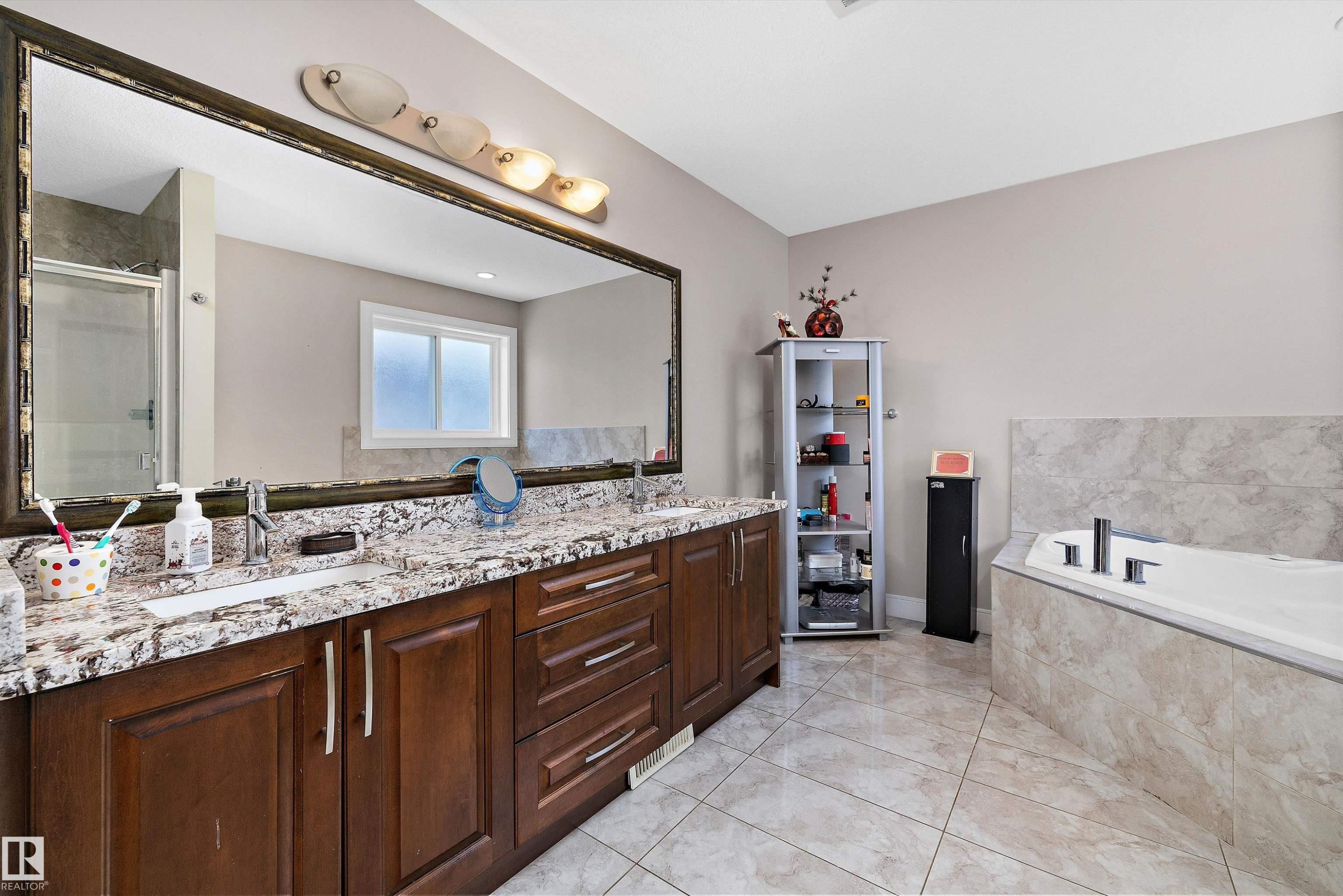 16742 61 Street, Edmonton, AB