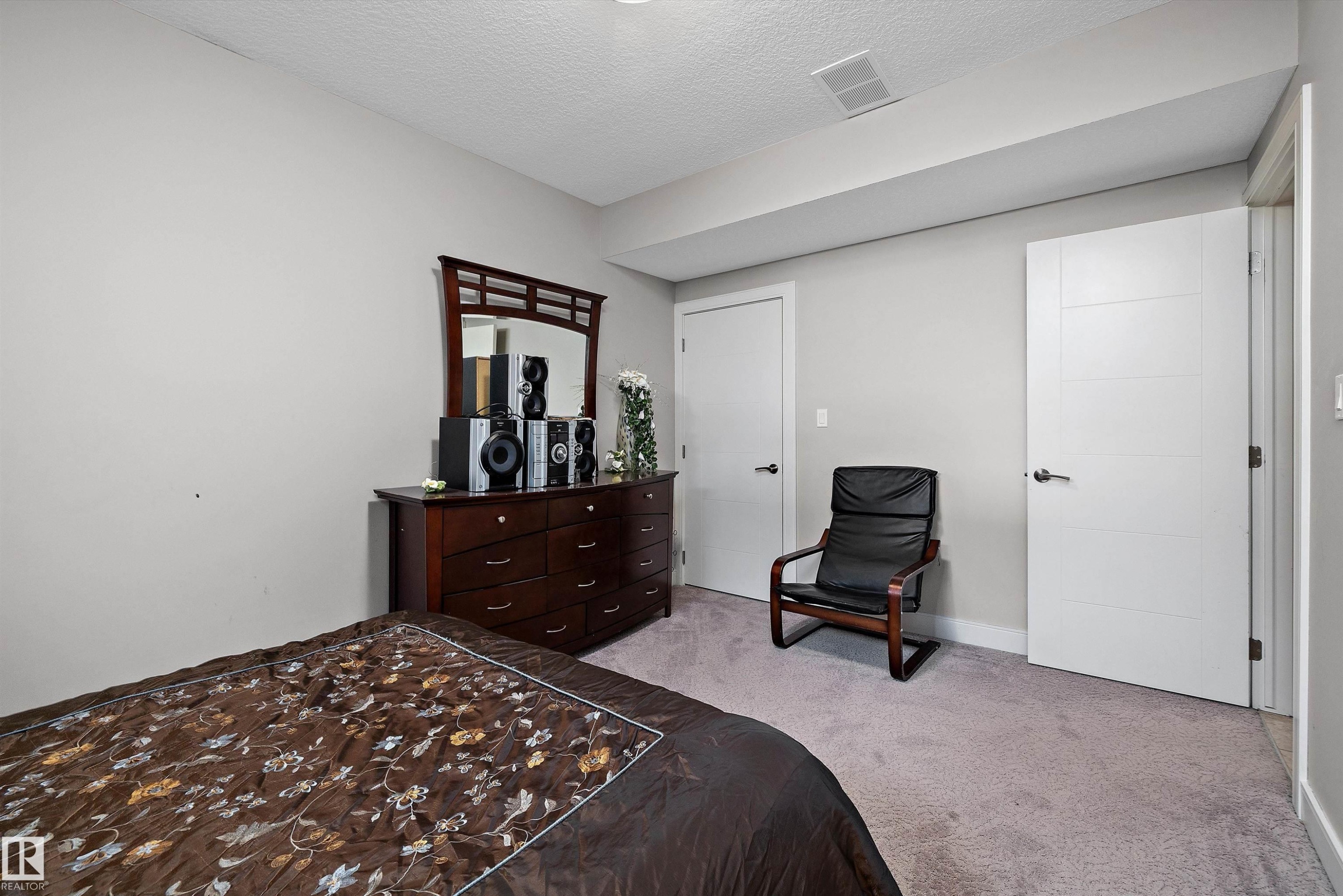 16742 61 Street, Edmonton, AB