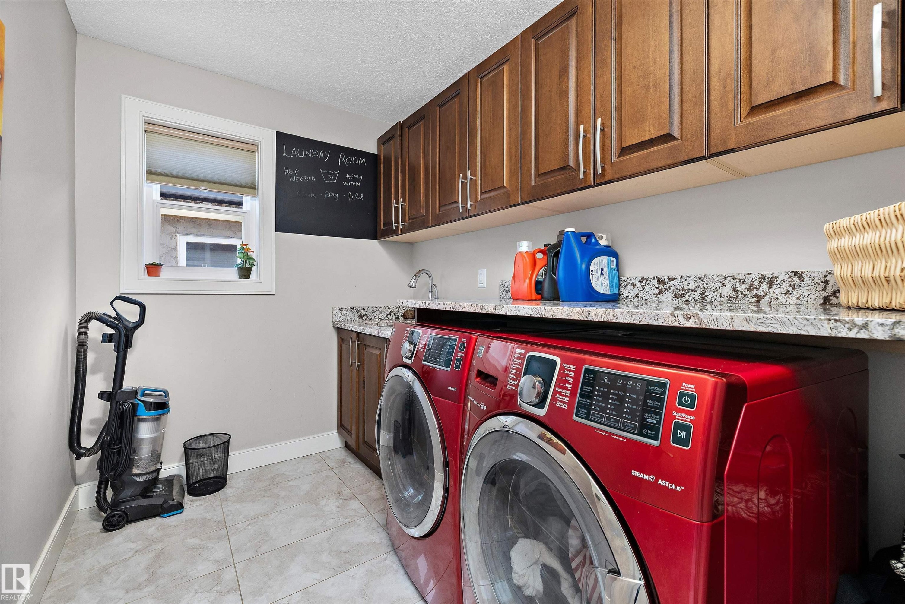 16742 61 Street, Edmonton, AB