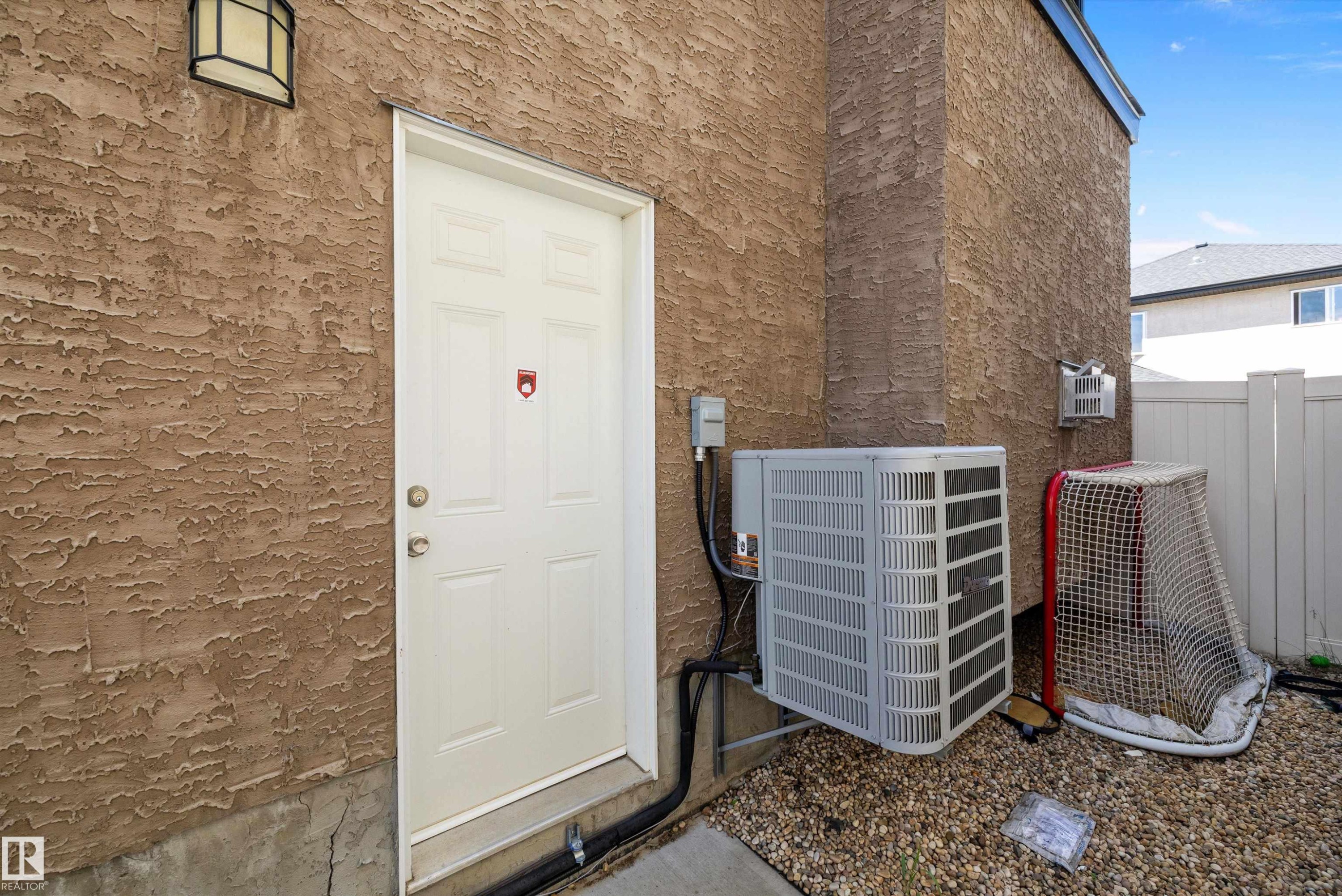 16742 61 Street, Edmonton, AB
